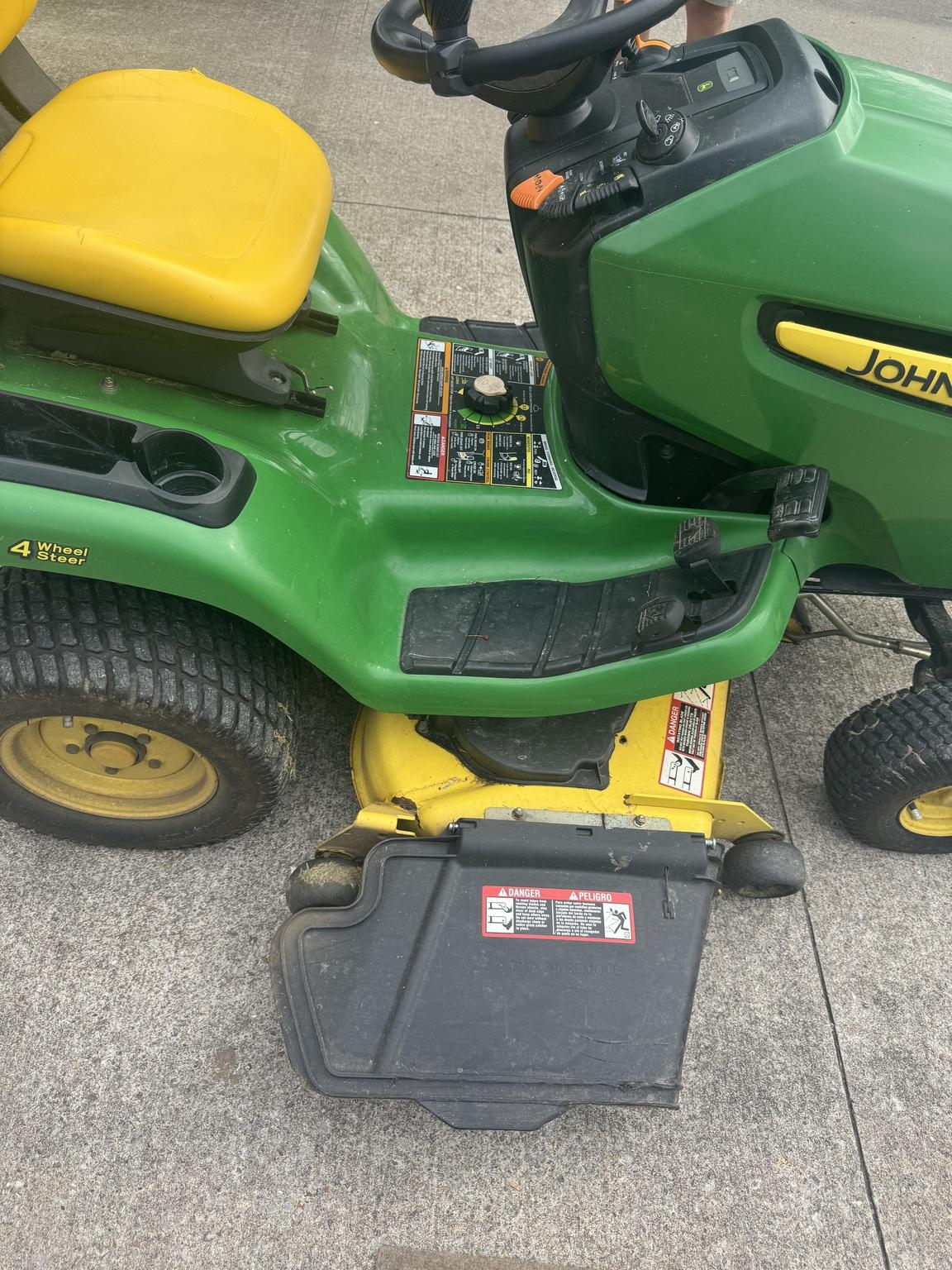 2007 John Deere X324