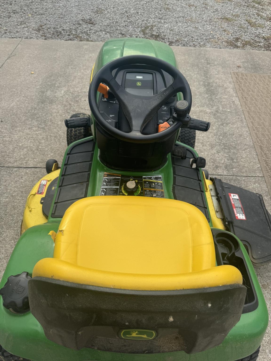 2007 John Deere X324