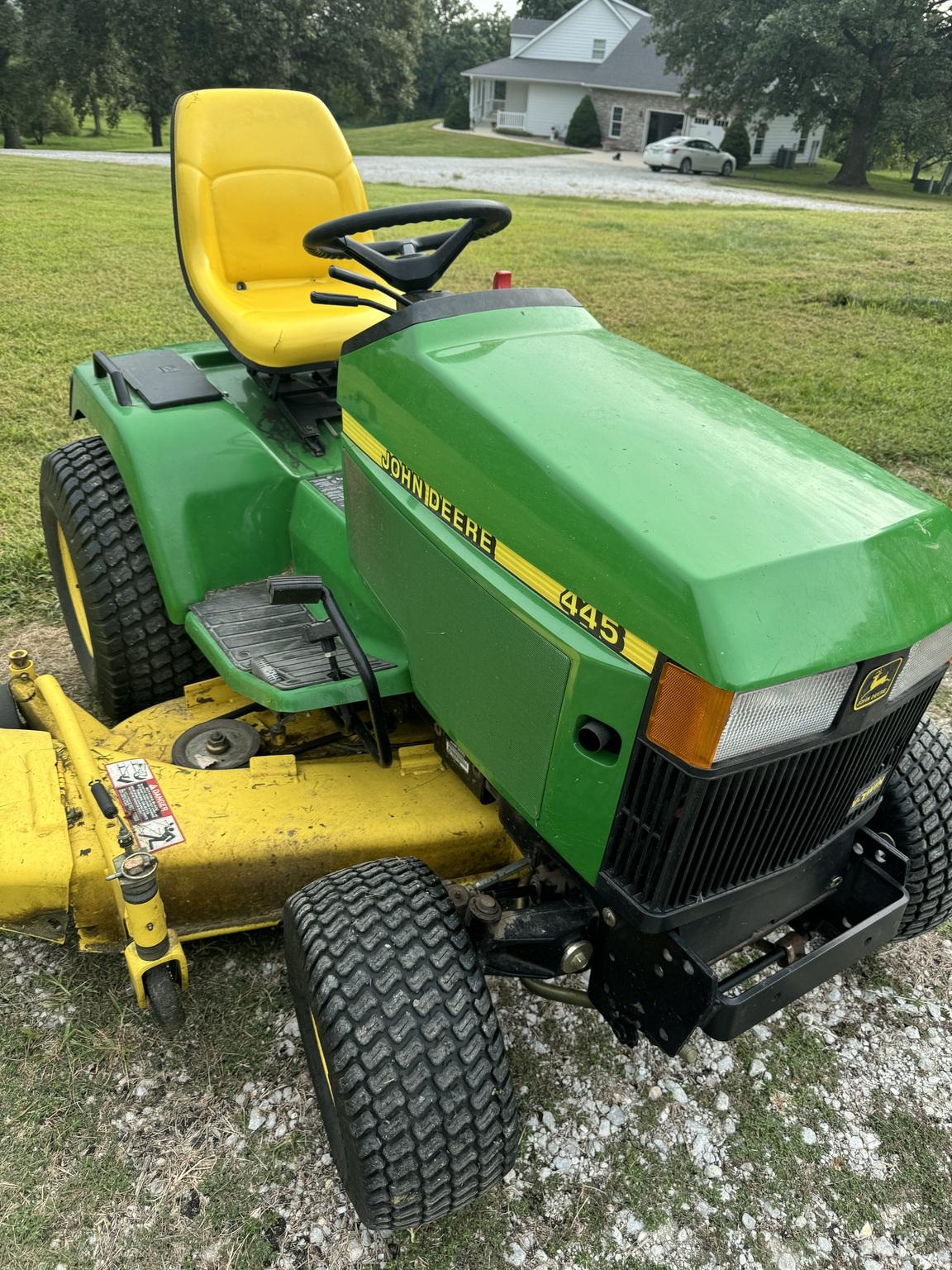 2001 John Deere 445