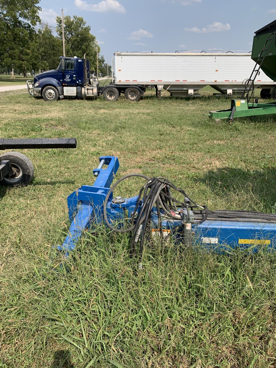 2004 Kinze 3600 Image