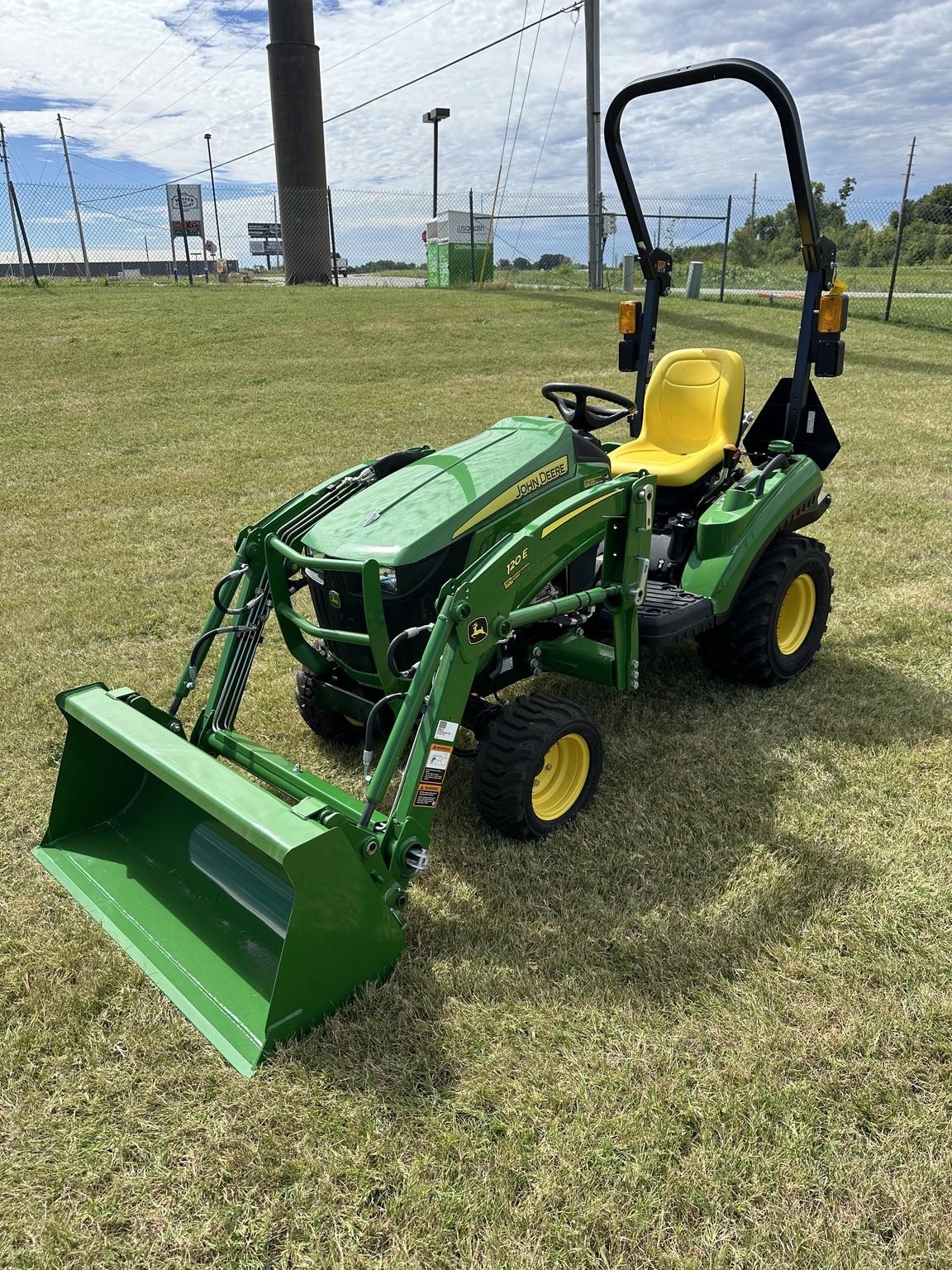 2024 John Deere 1023E