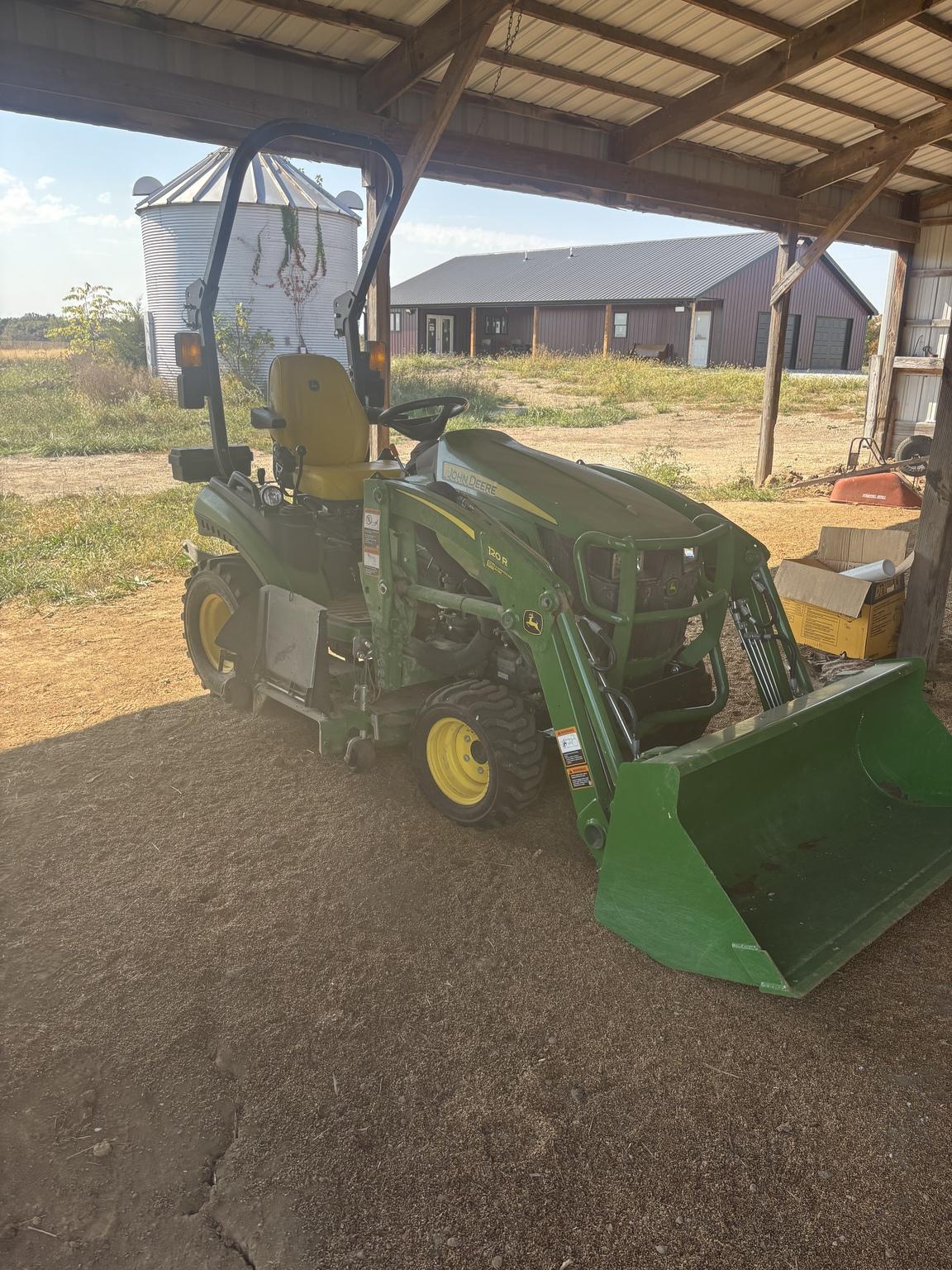 2021 John Deere 1025R Image