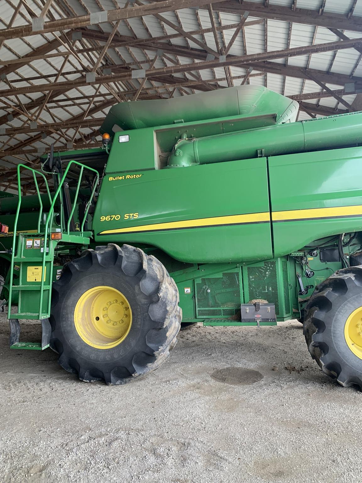 2011 John Deere 9670 STS Image