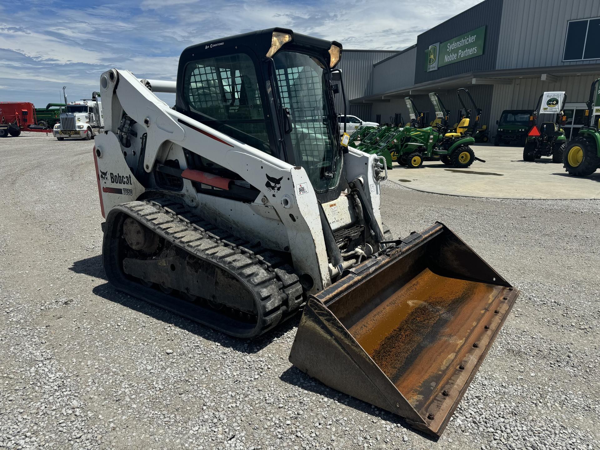 2011 Bobcat T650