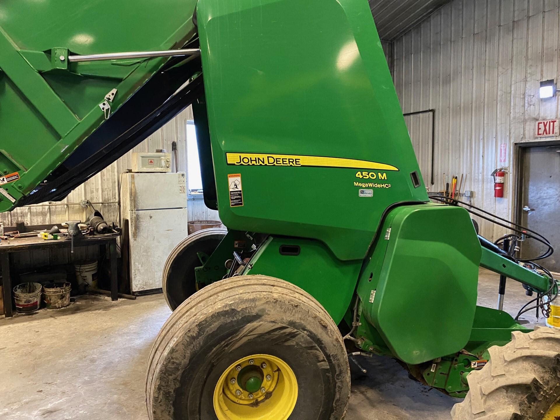 2018 John Deere 450M