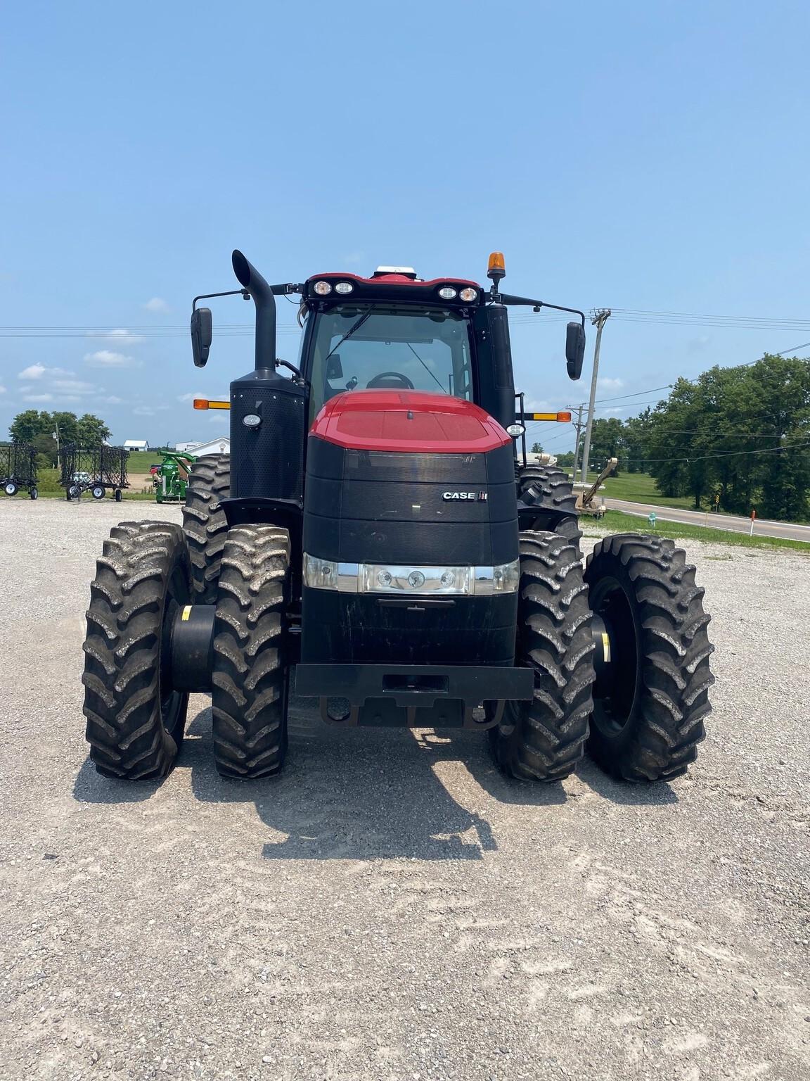 2019 Case IH Magnum 310