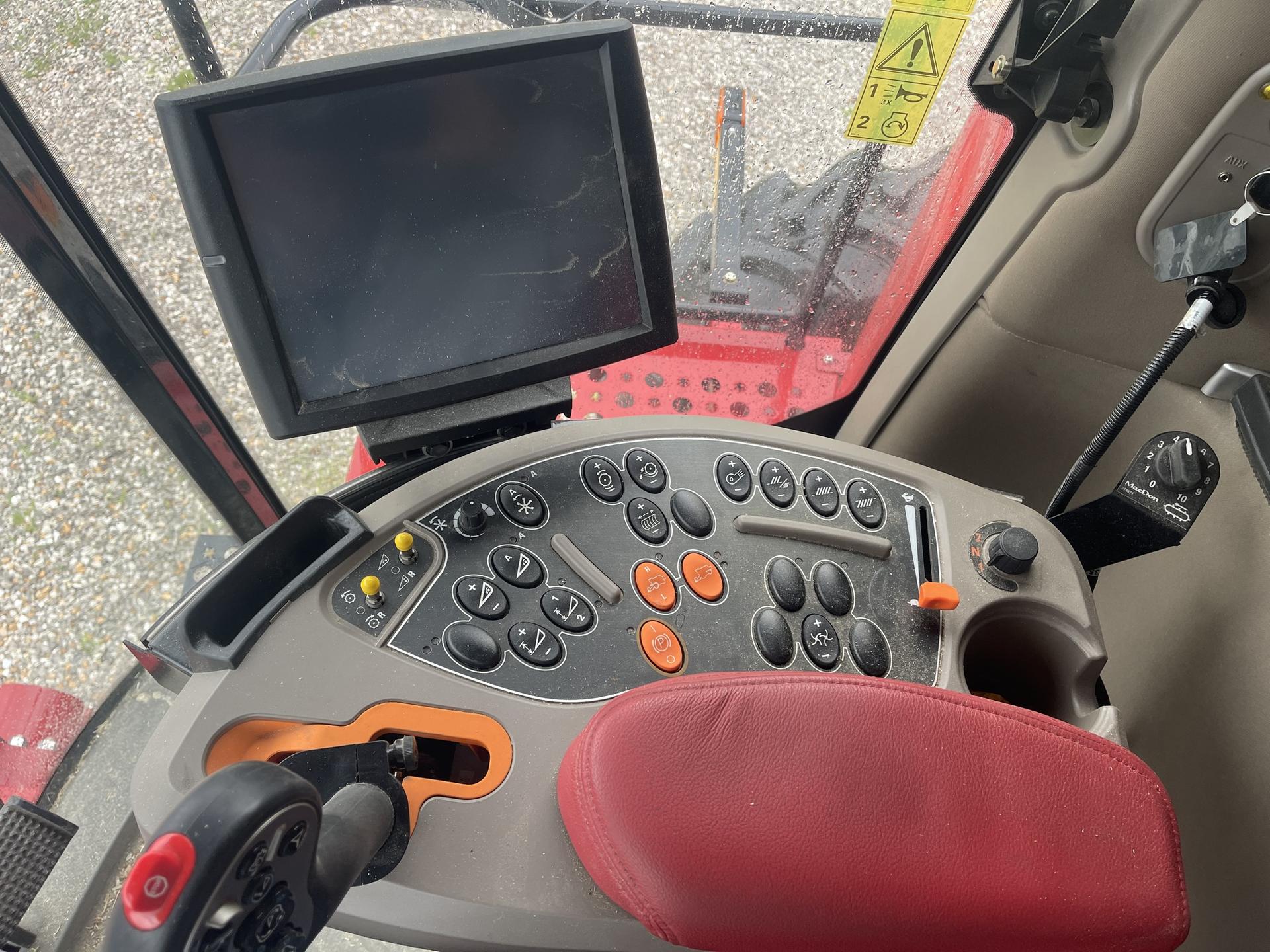 2023 Case IH 8250