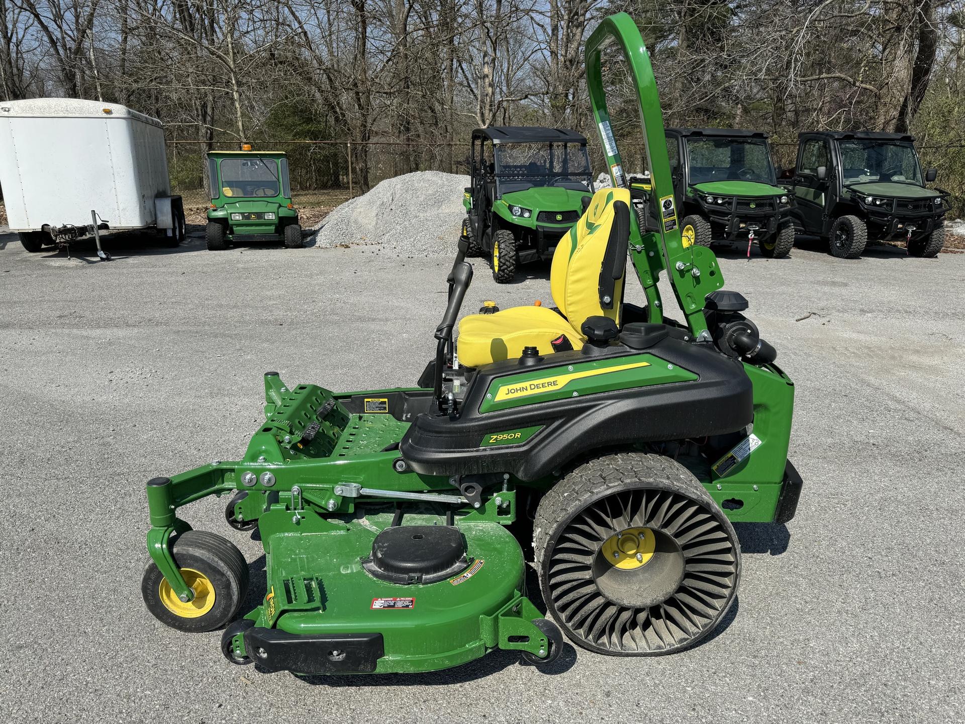 2023 John Deere Z950R Image