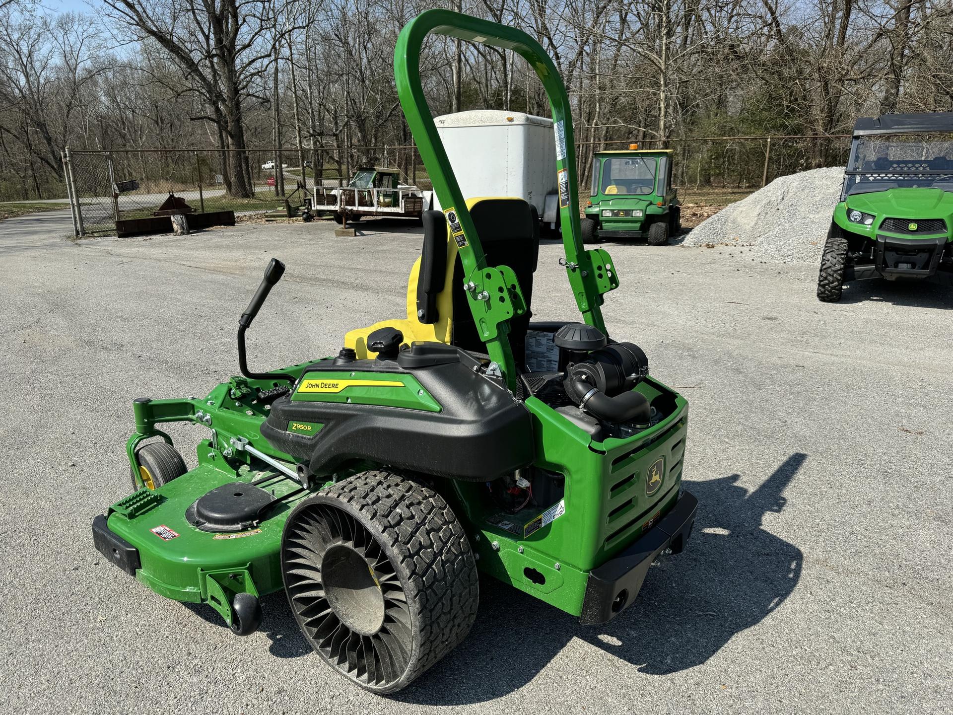 2023 John Deere Z950R Image