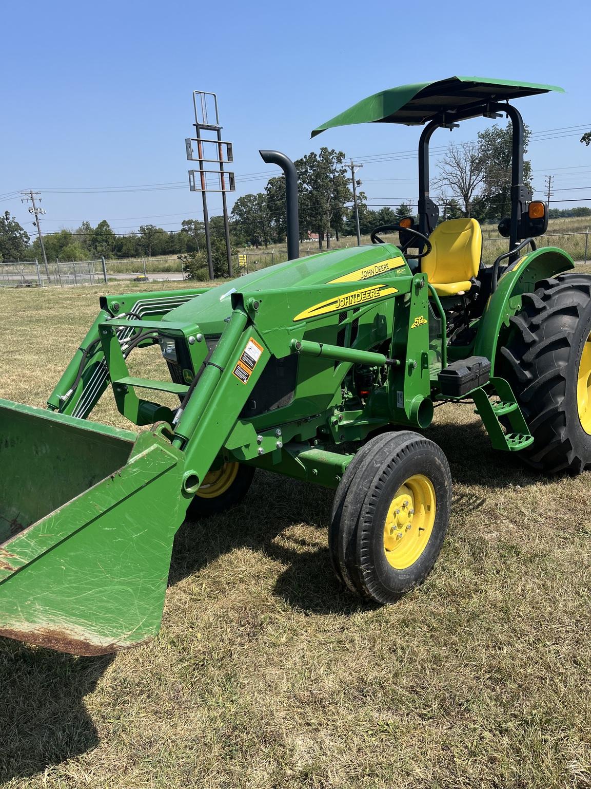 2018 John Deere 5075E