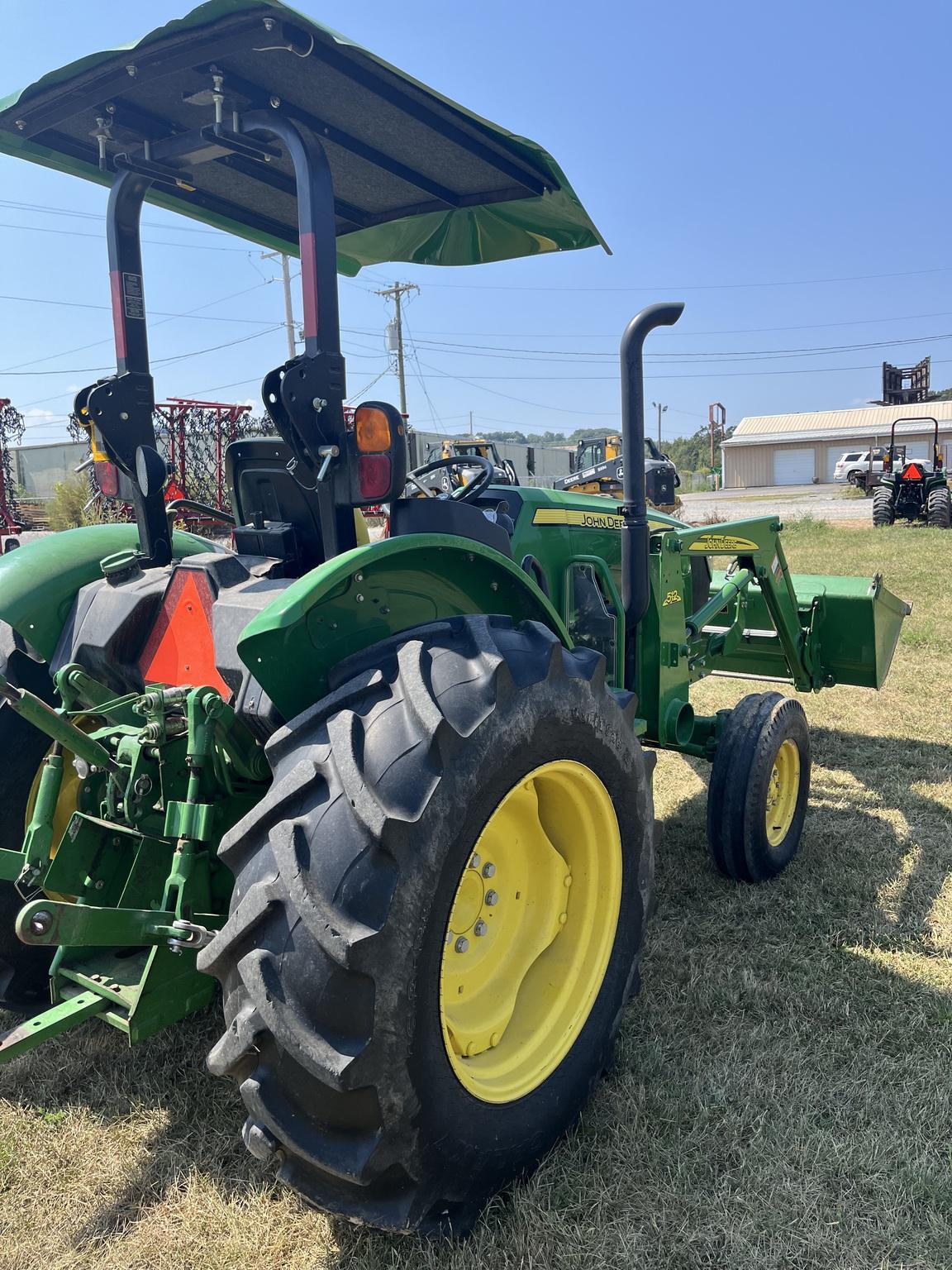 2018 John Deere 5075E