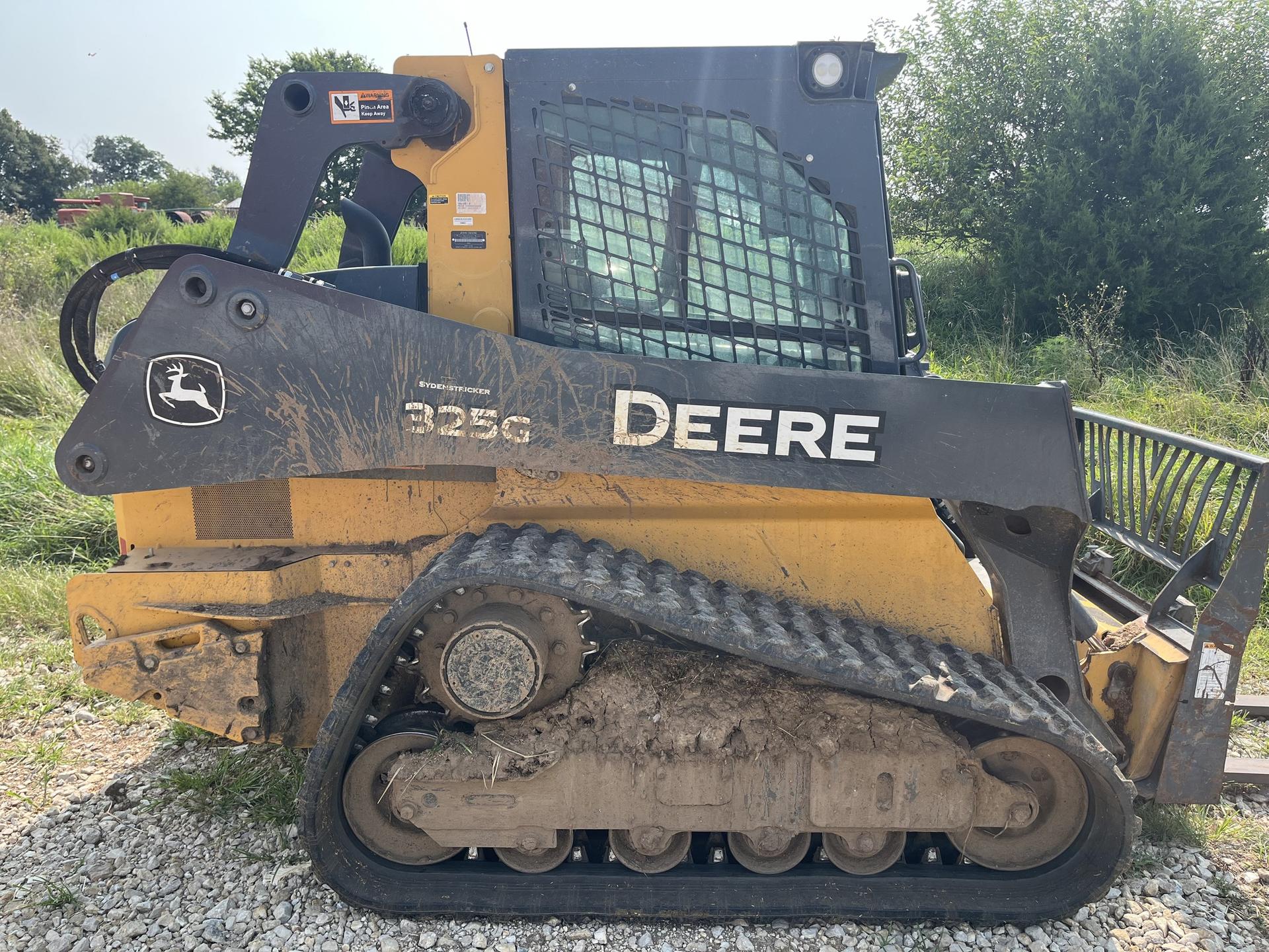 2019 John Deere 325G