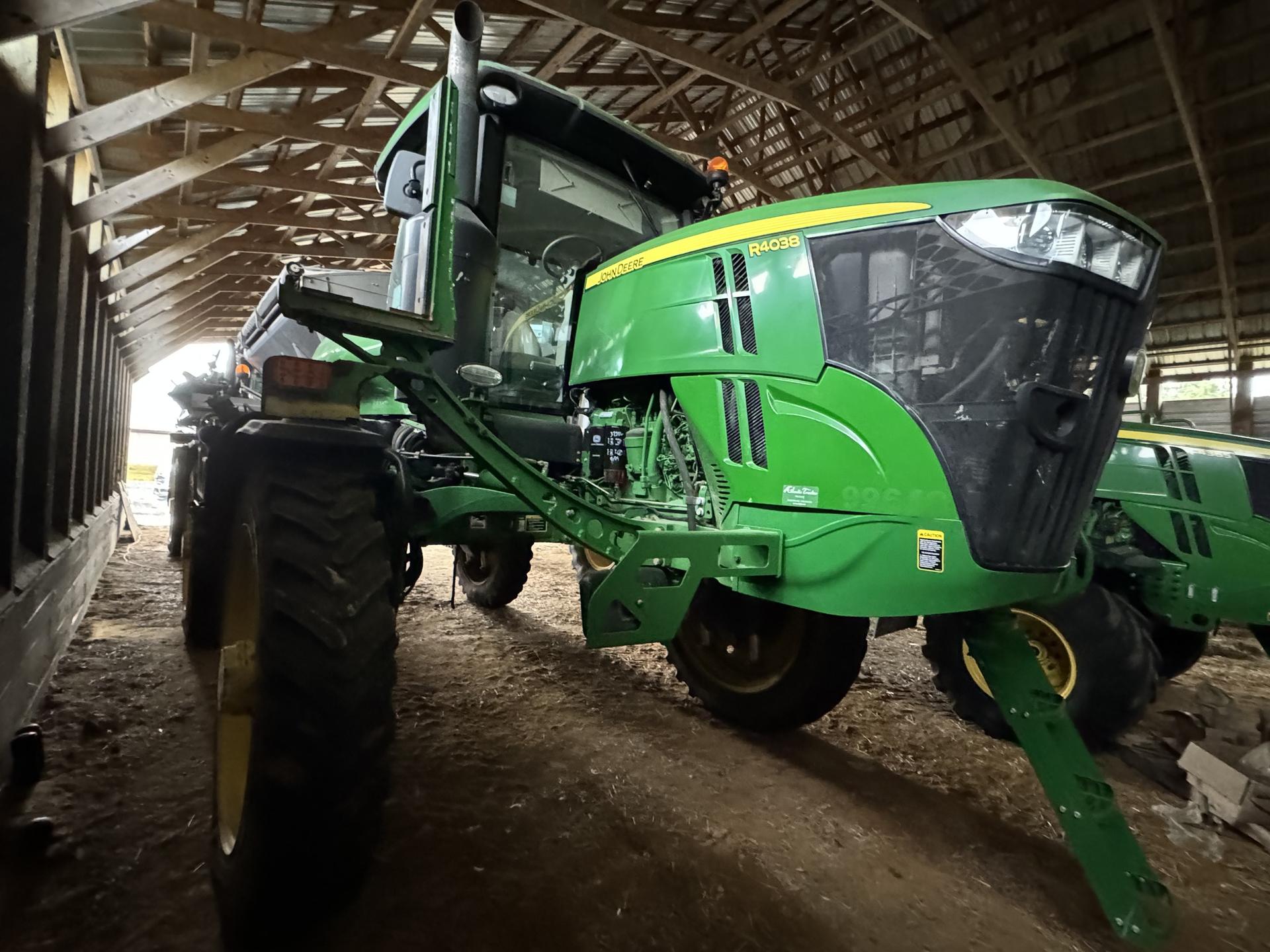 2017 John Deere R4038