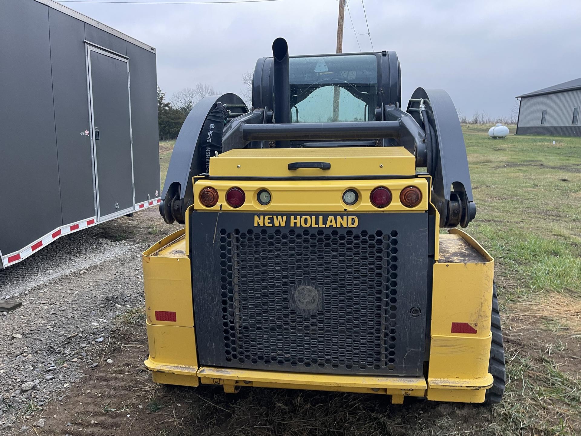 2019 New Holland C232