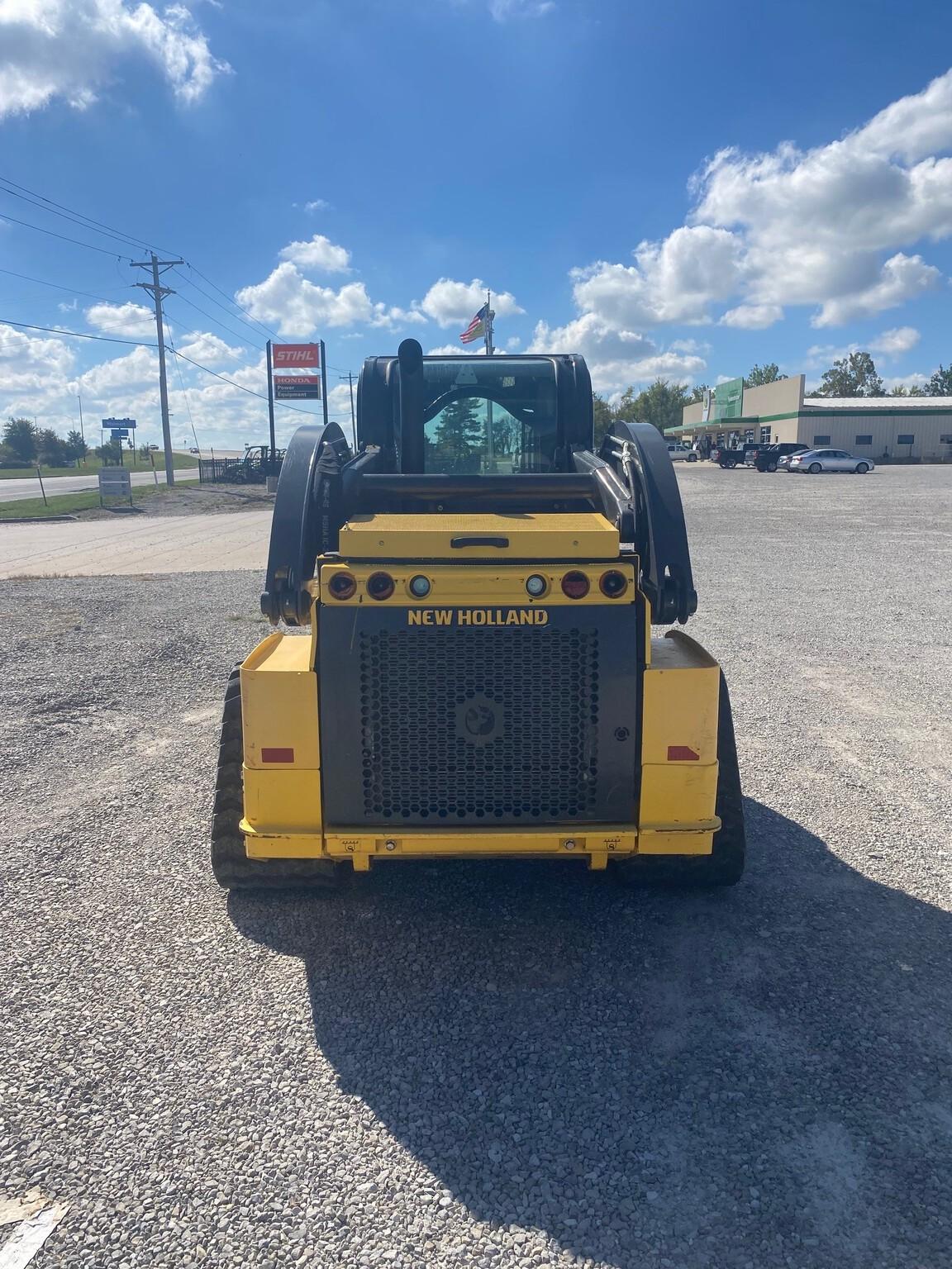 2019 New Holland C232