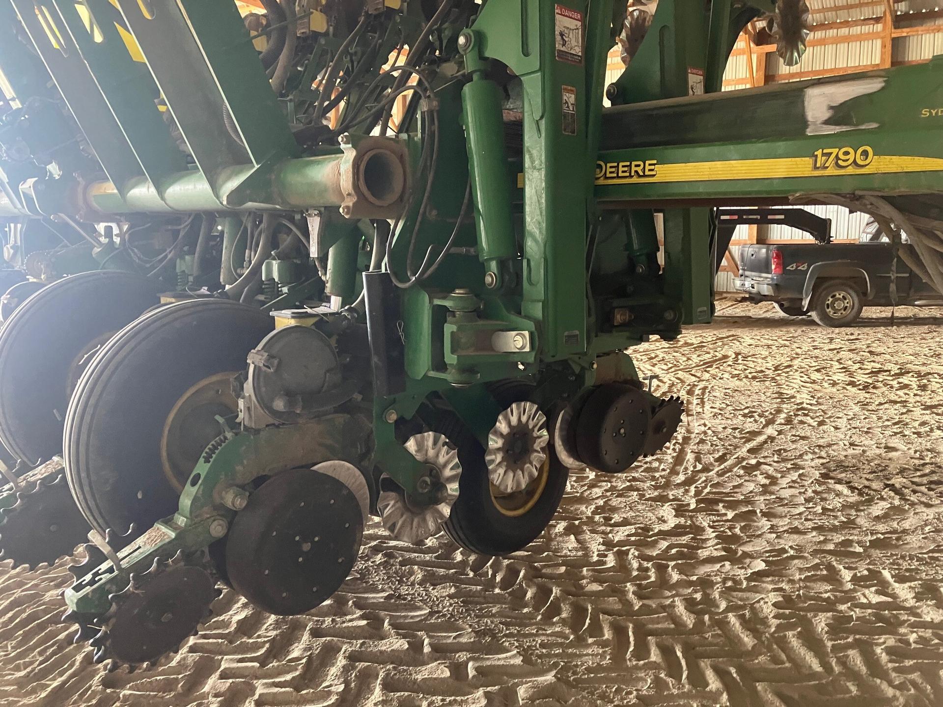 2008 John Deere 1790