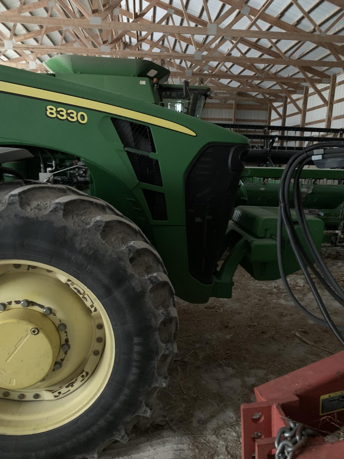 2007 John Deere 8330