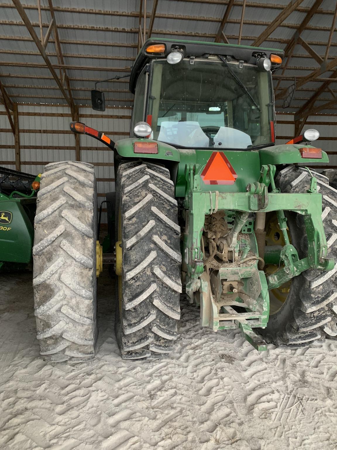 2007 John Deere 8330