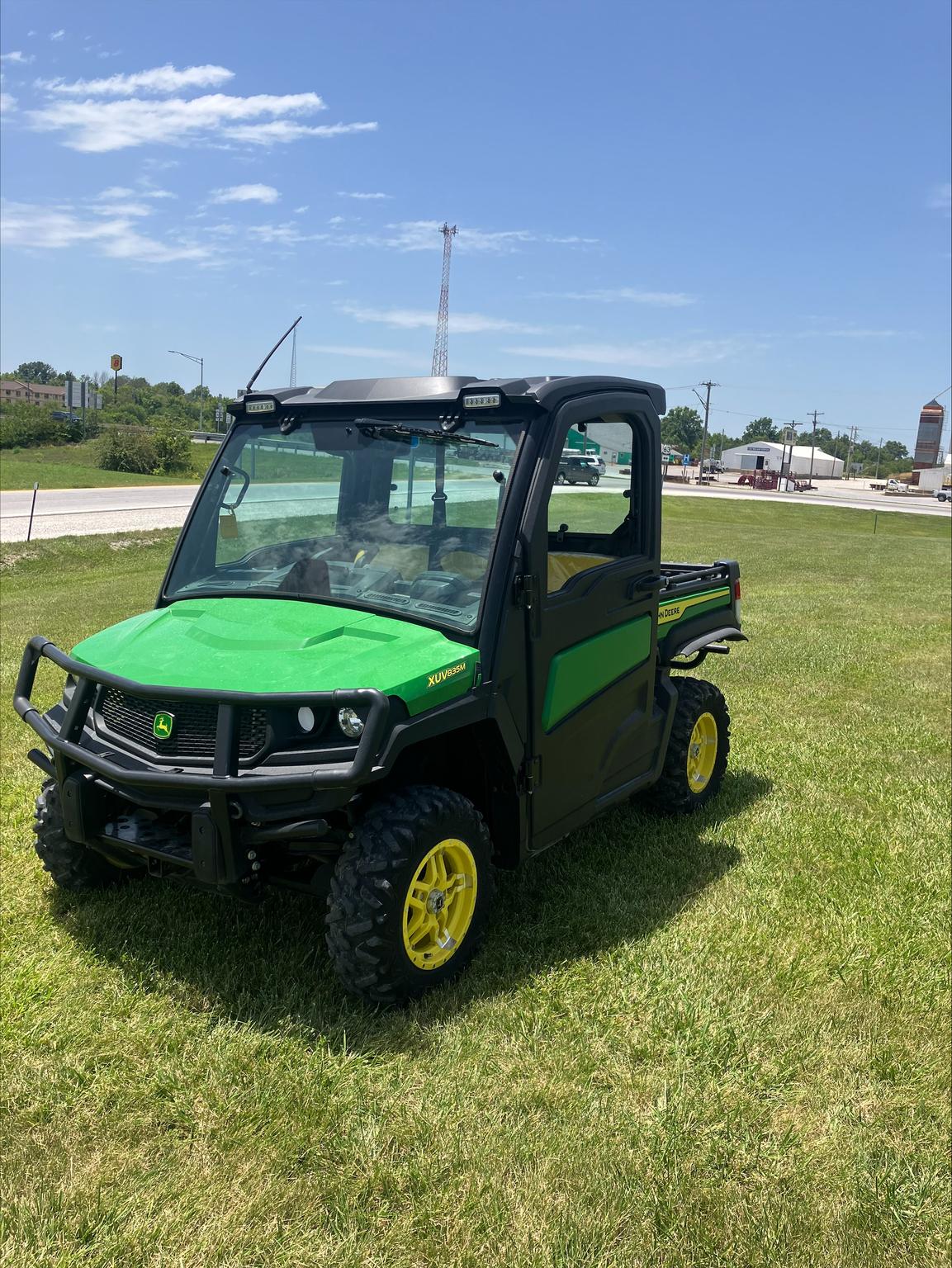 2022 John Deere XUV 835M