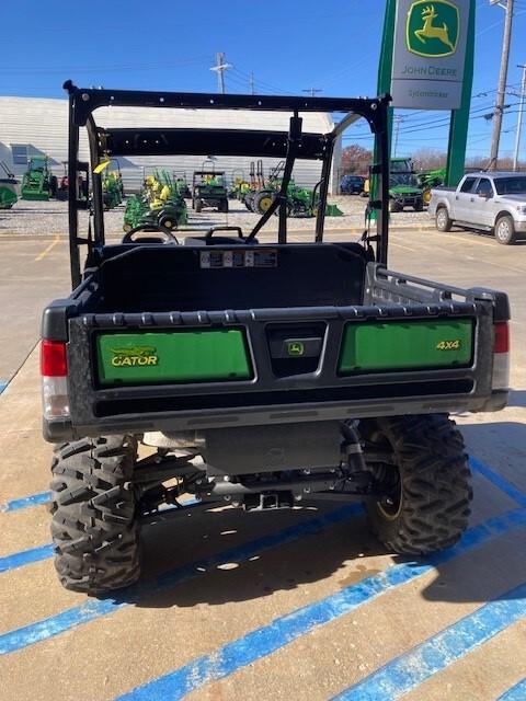 2023 John Deere XUV 835E