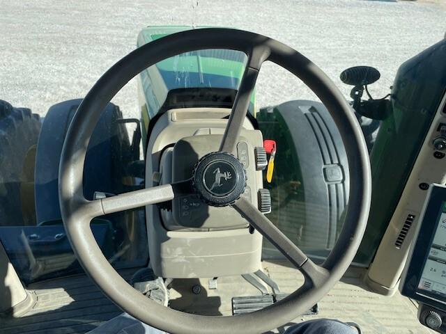 2017 John Deere 8370R