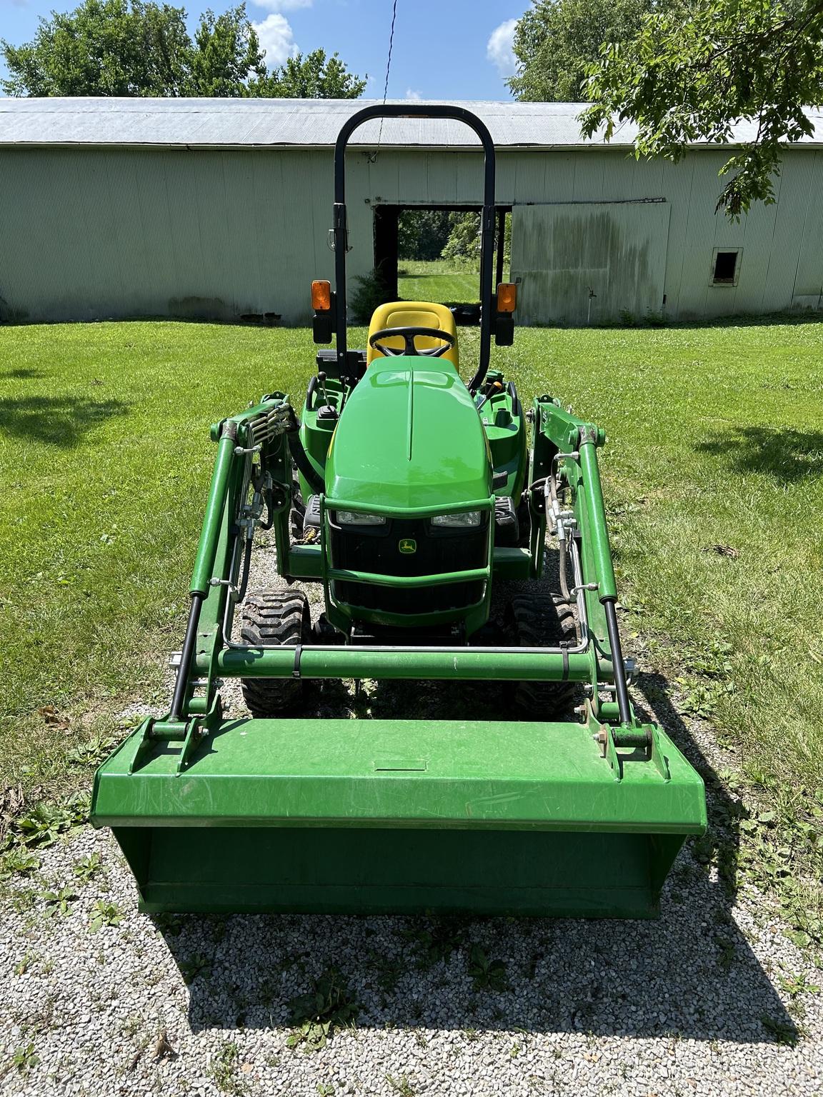 2017 John Deere 1023E