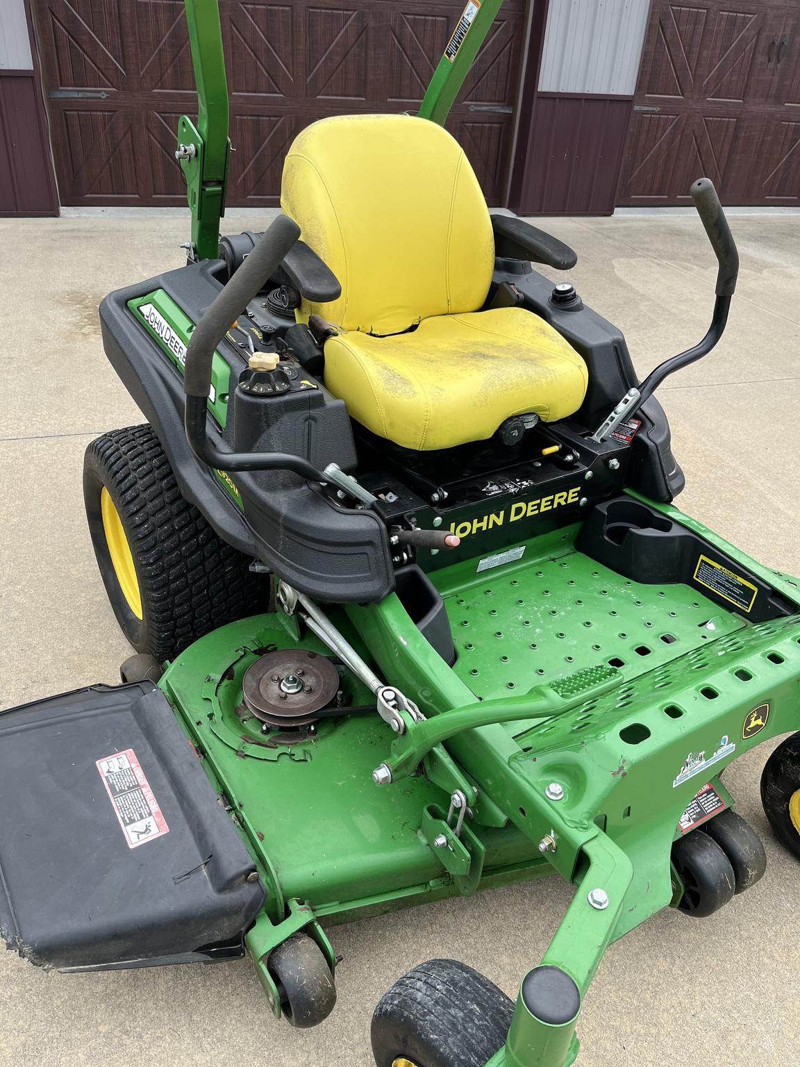 2016 John Deere Z920M