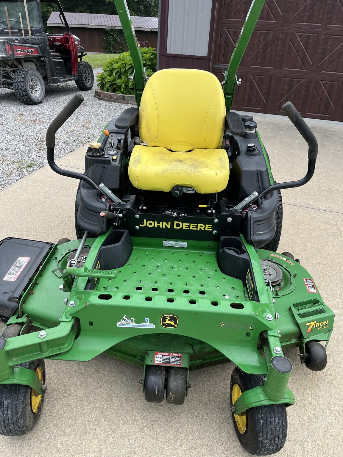 2016 John Deere Z920M