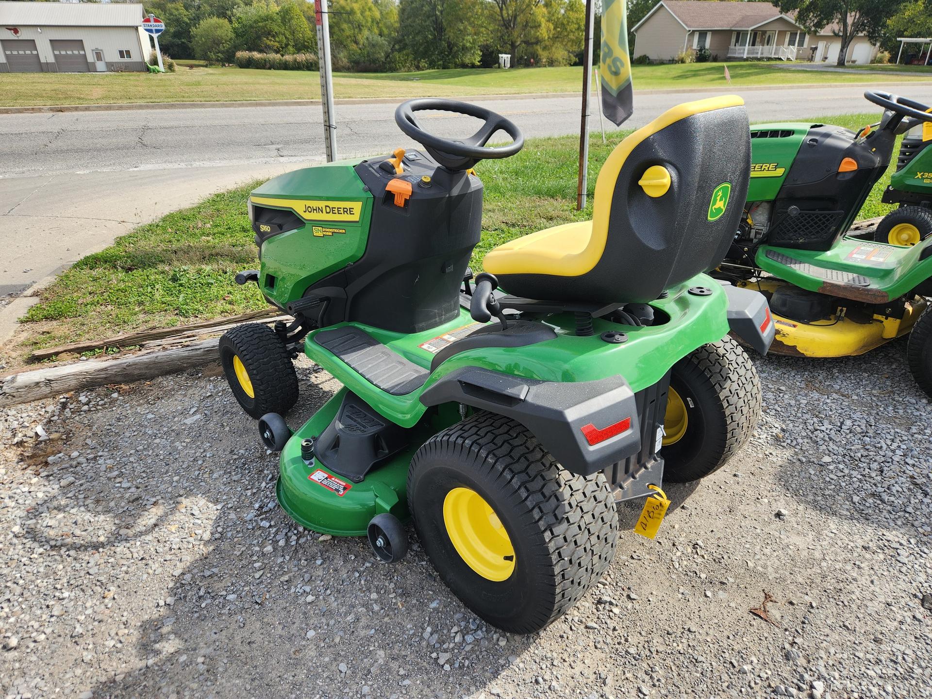 2023 John Deere S160