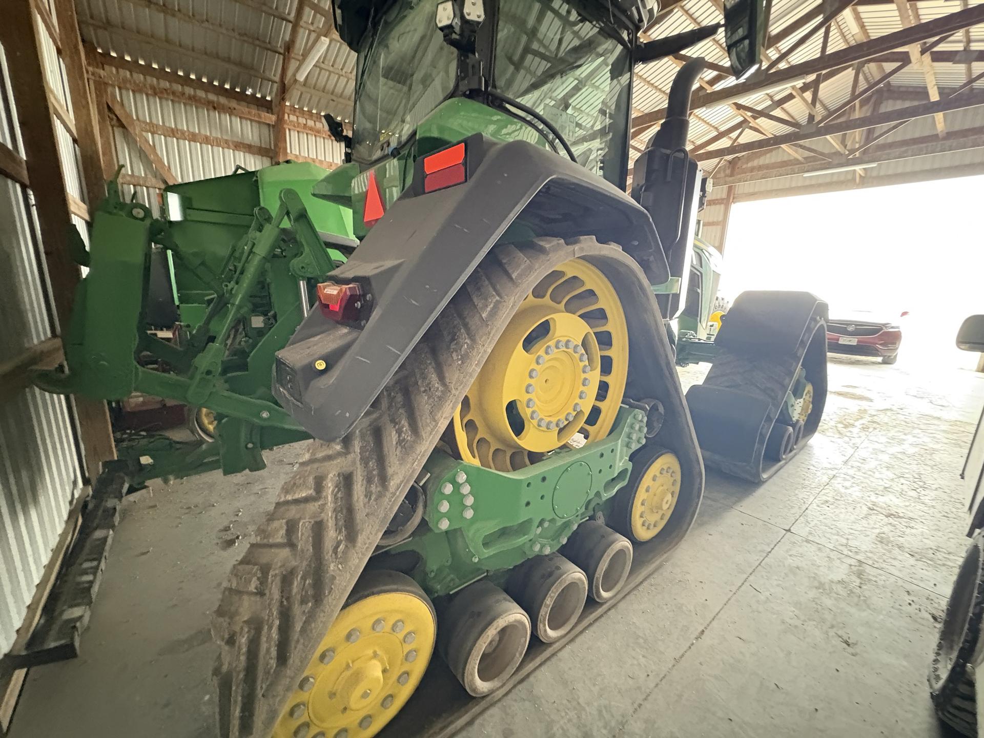 2021 John Deere 8RX 370 Image