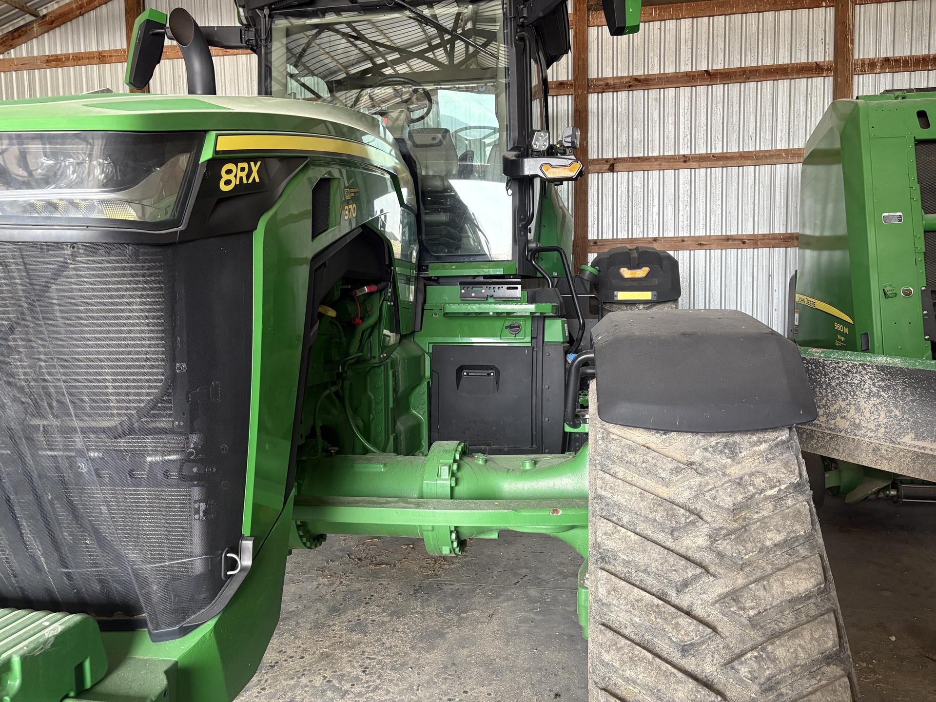 2021 John Deere 8RX 370 Image