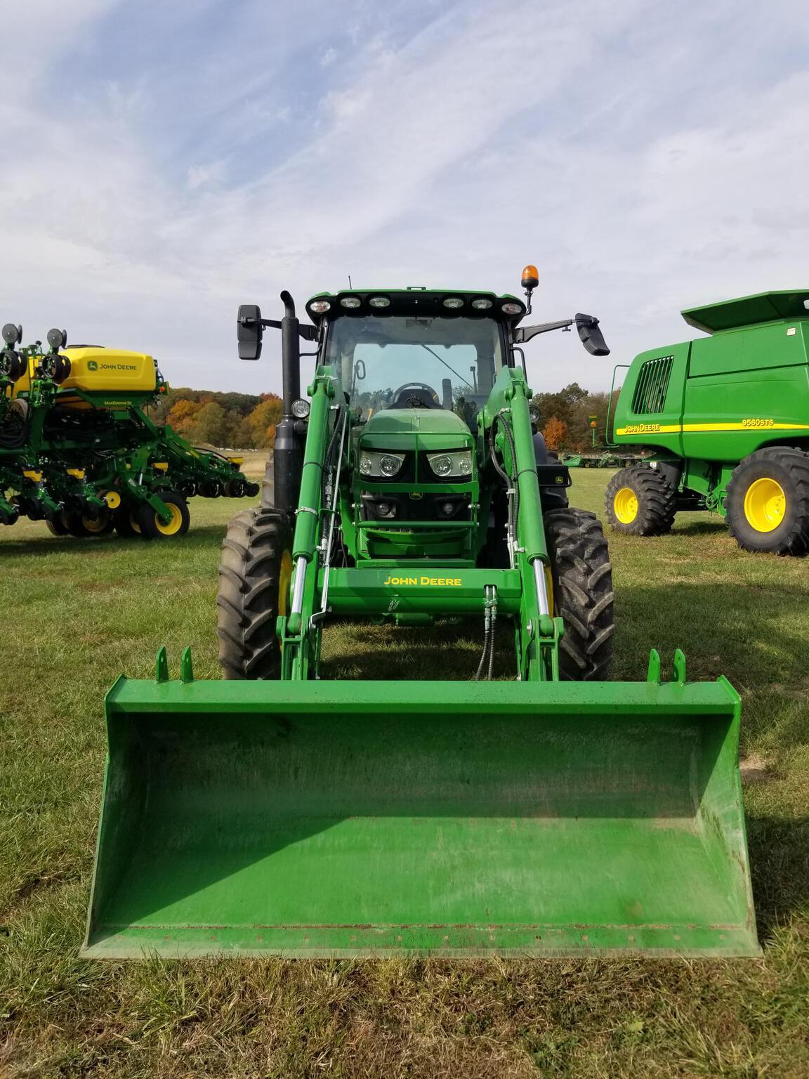 2022 John Deere 6R 130