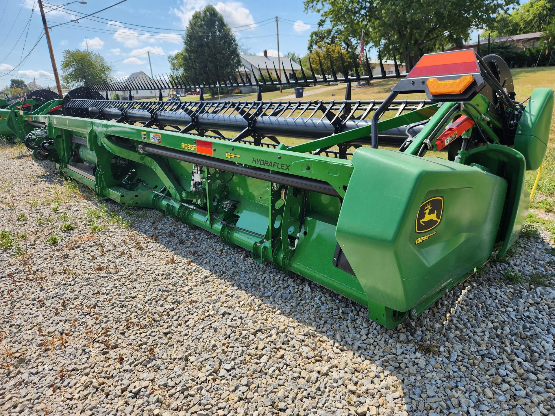 2023 John Deere RD35F