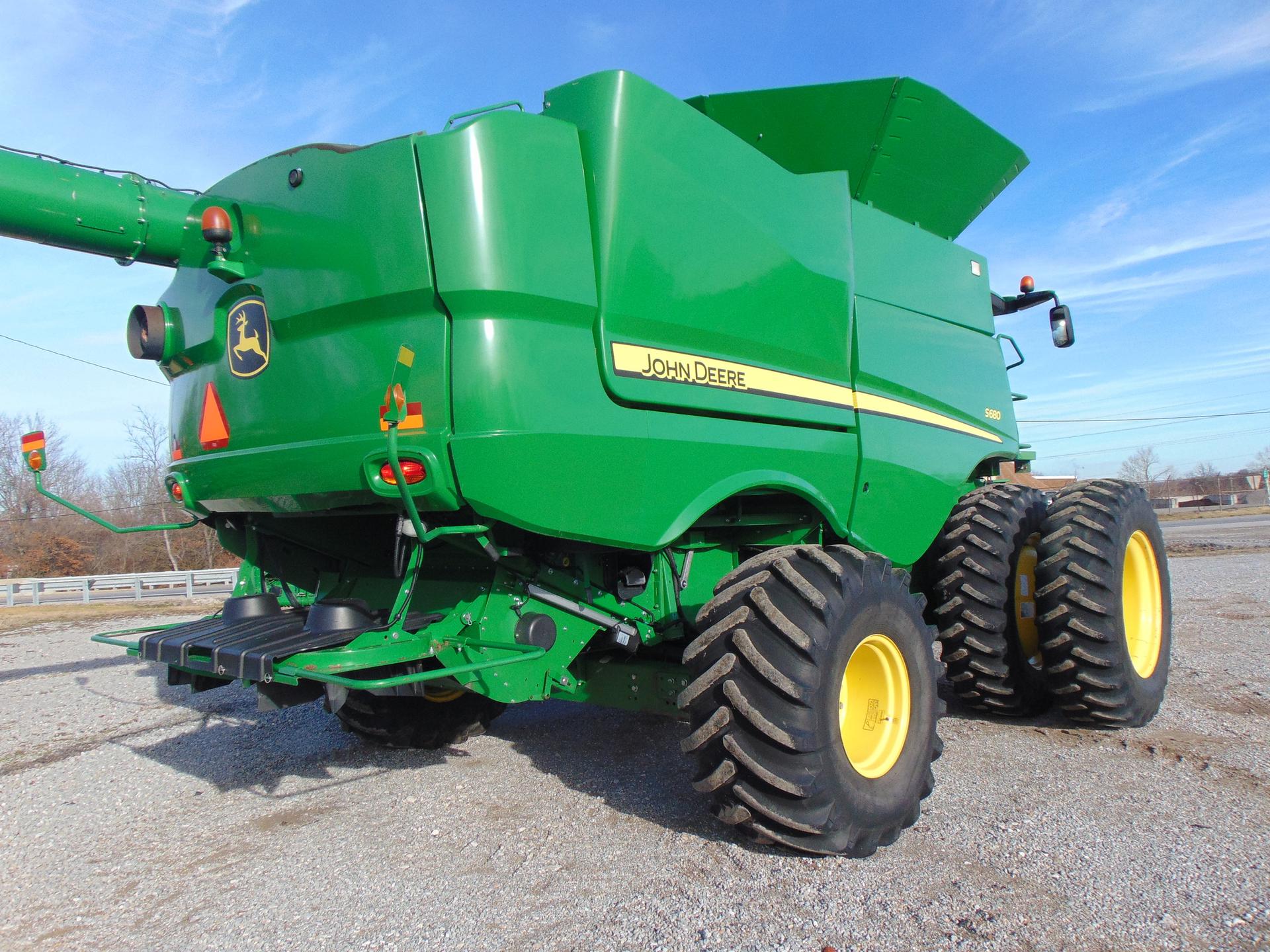 2014 John Deere S680