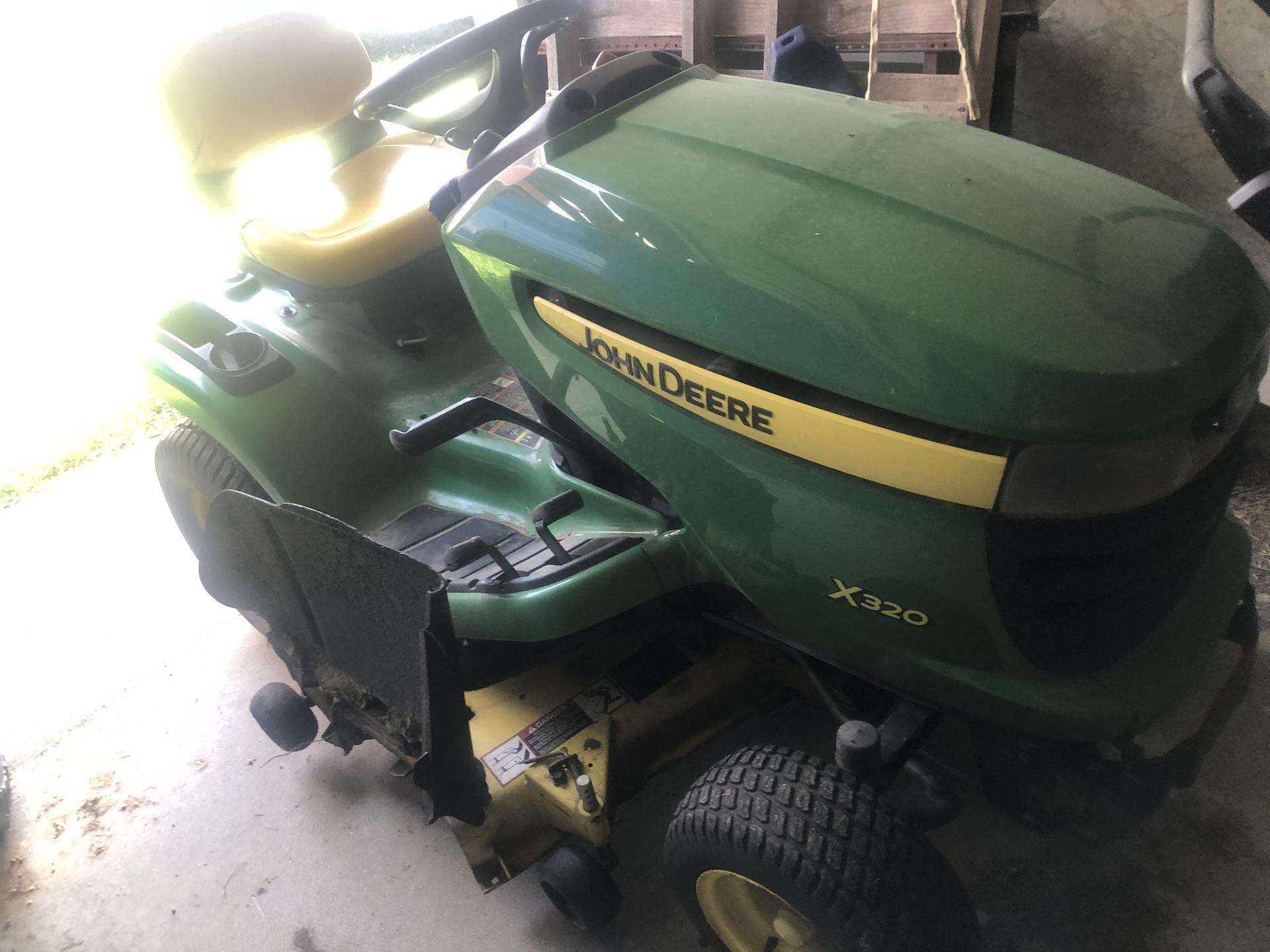 2011 John Deere X320