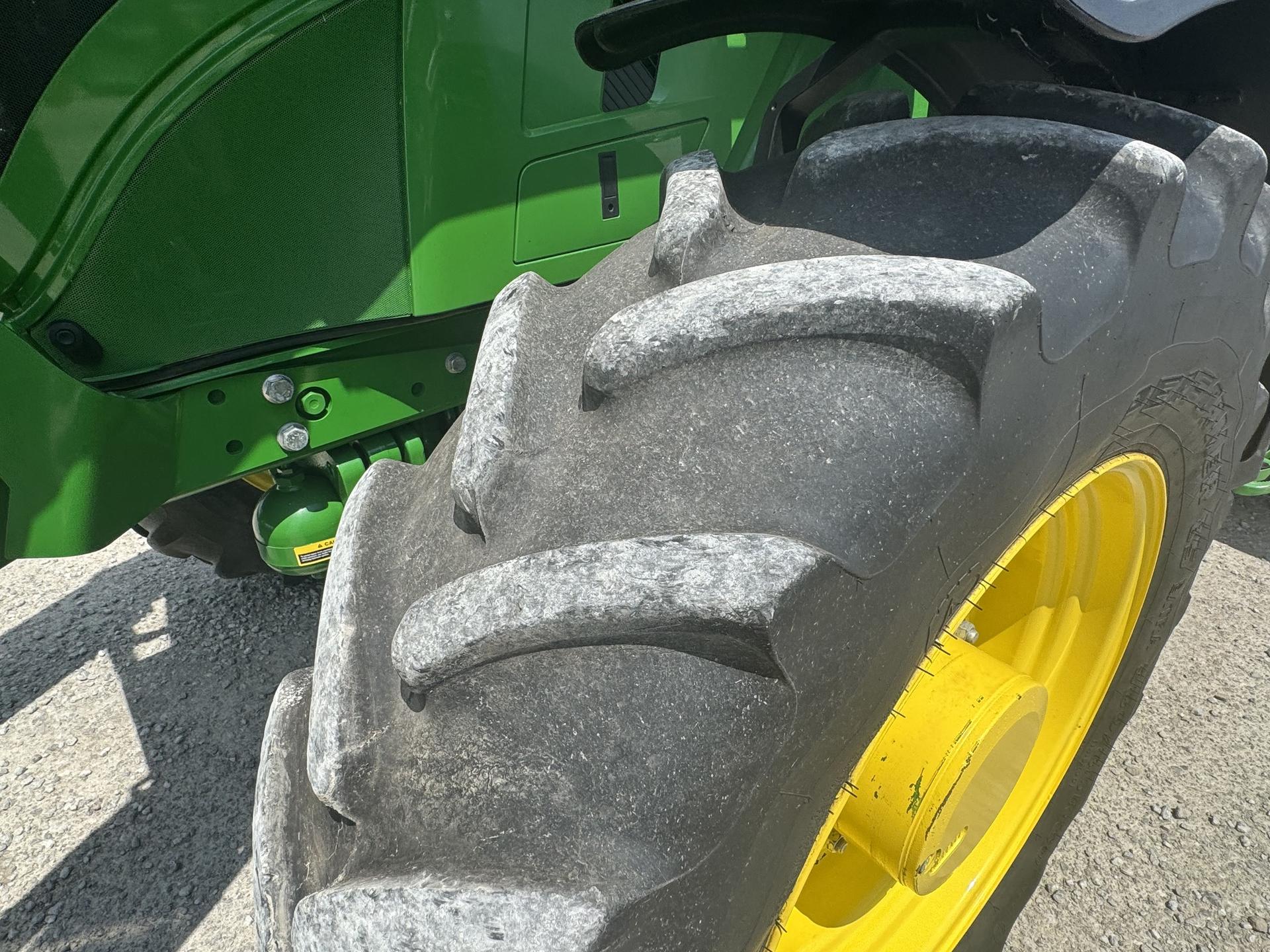 2023 John Deere 6R 145