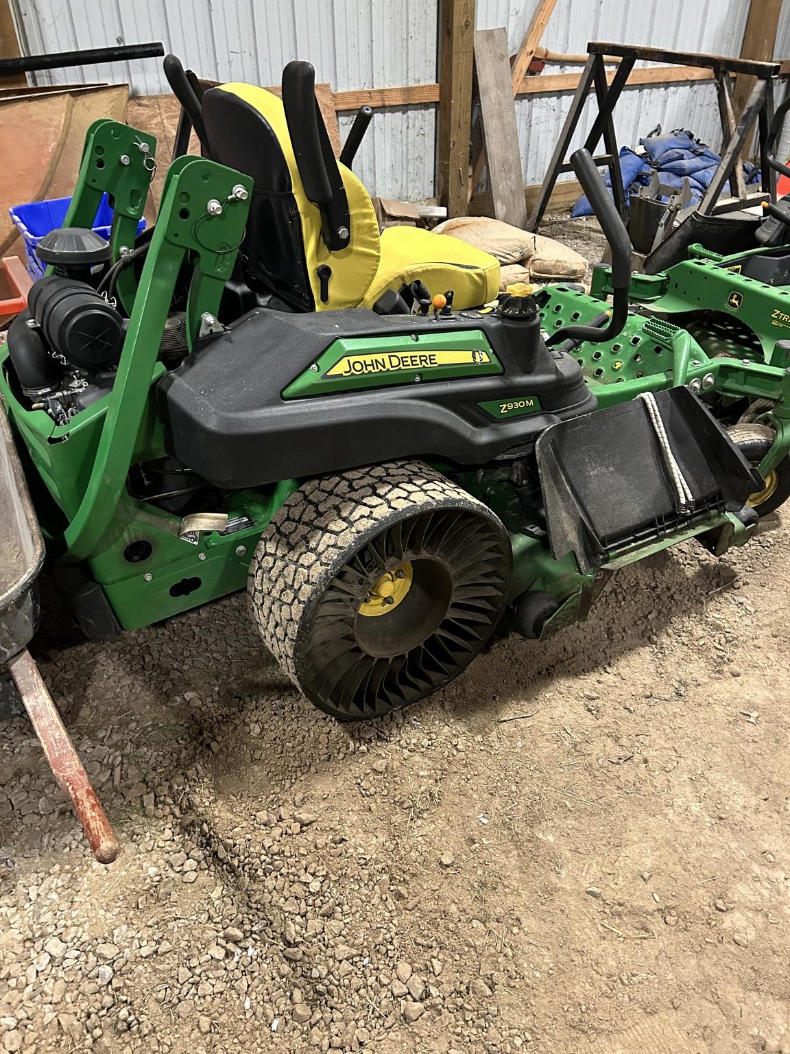 2019 John Deere Z930M