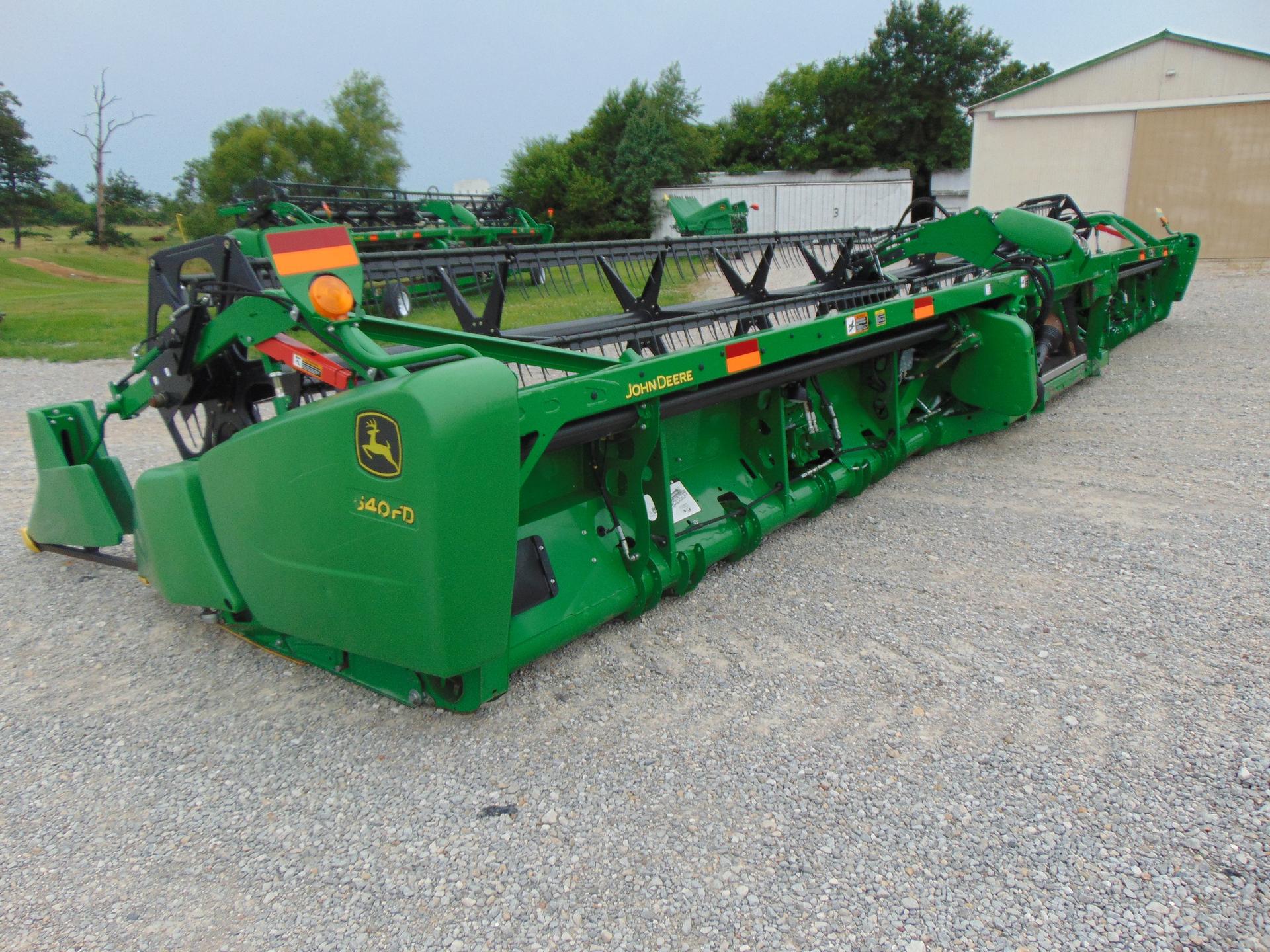 2015 John Deere 640FD