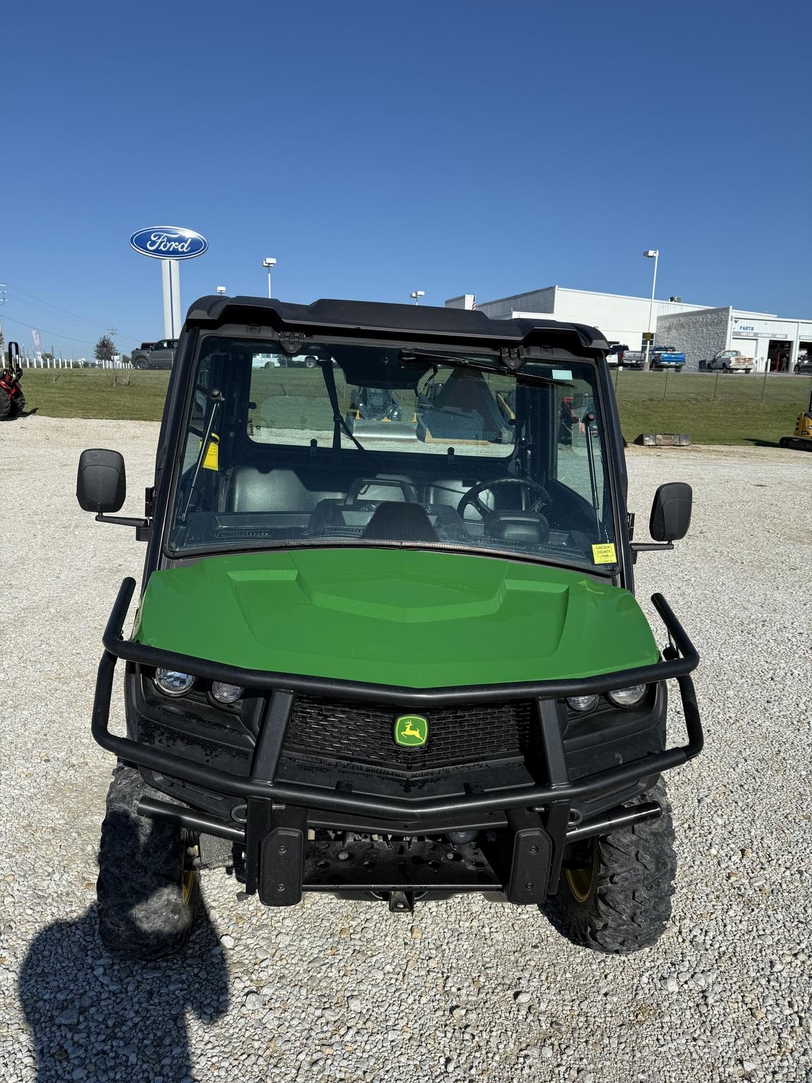 2022 John Deere XUV 835M