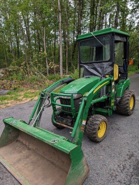 2007 John Deere 2305