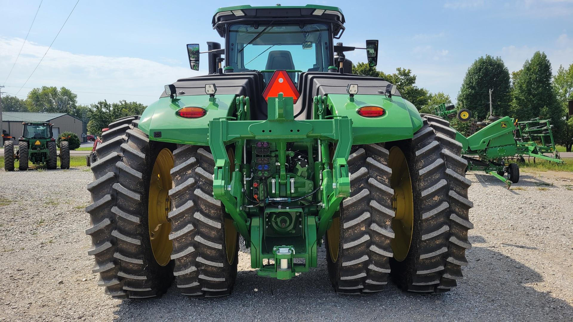 2023 John Deere 9R 490