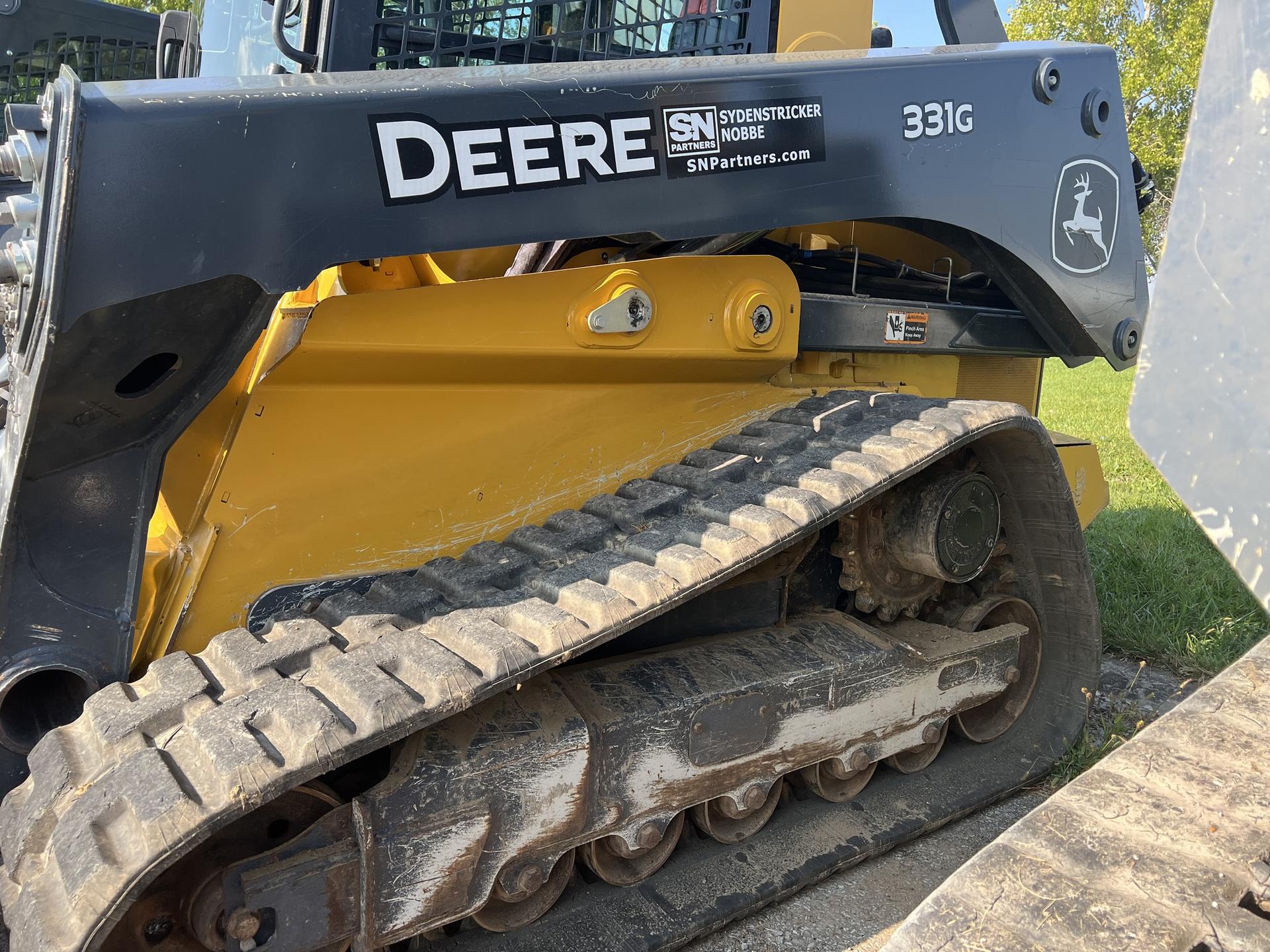 2021 John Deere 331G