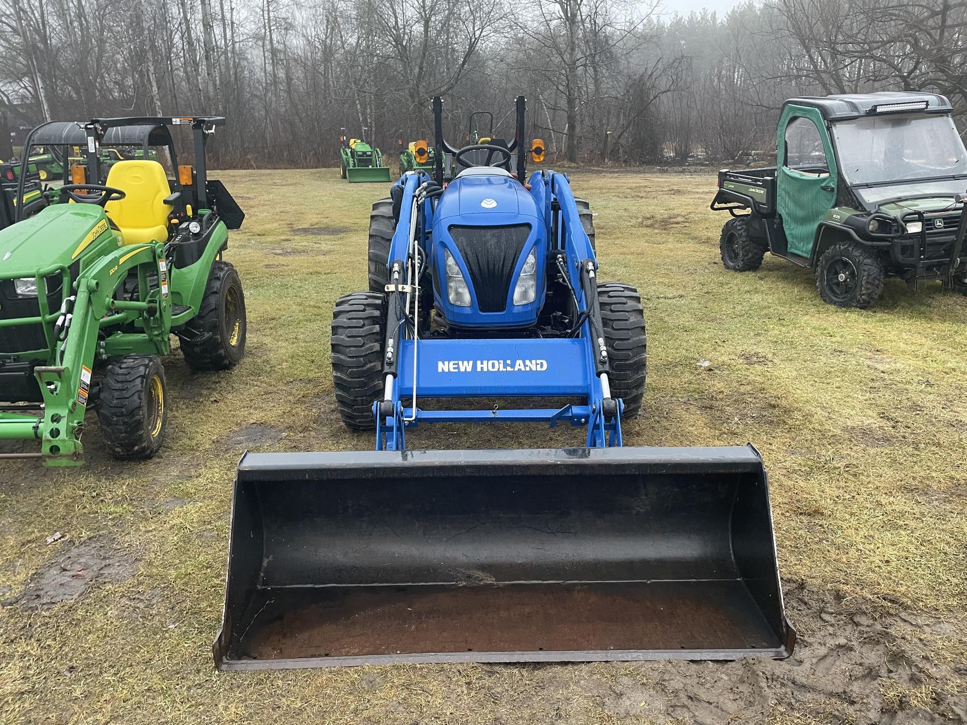 2016 New Holland BOOMER 47