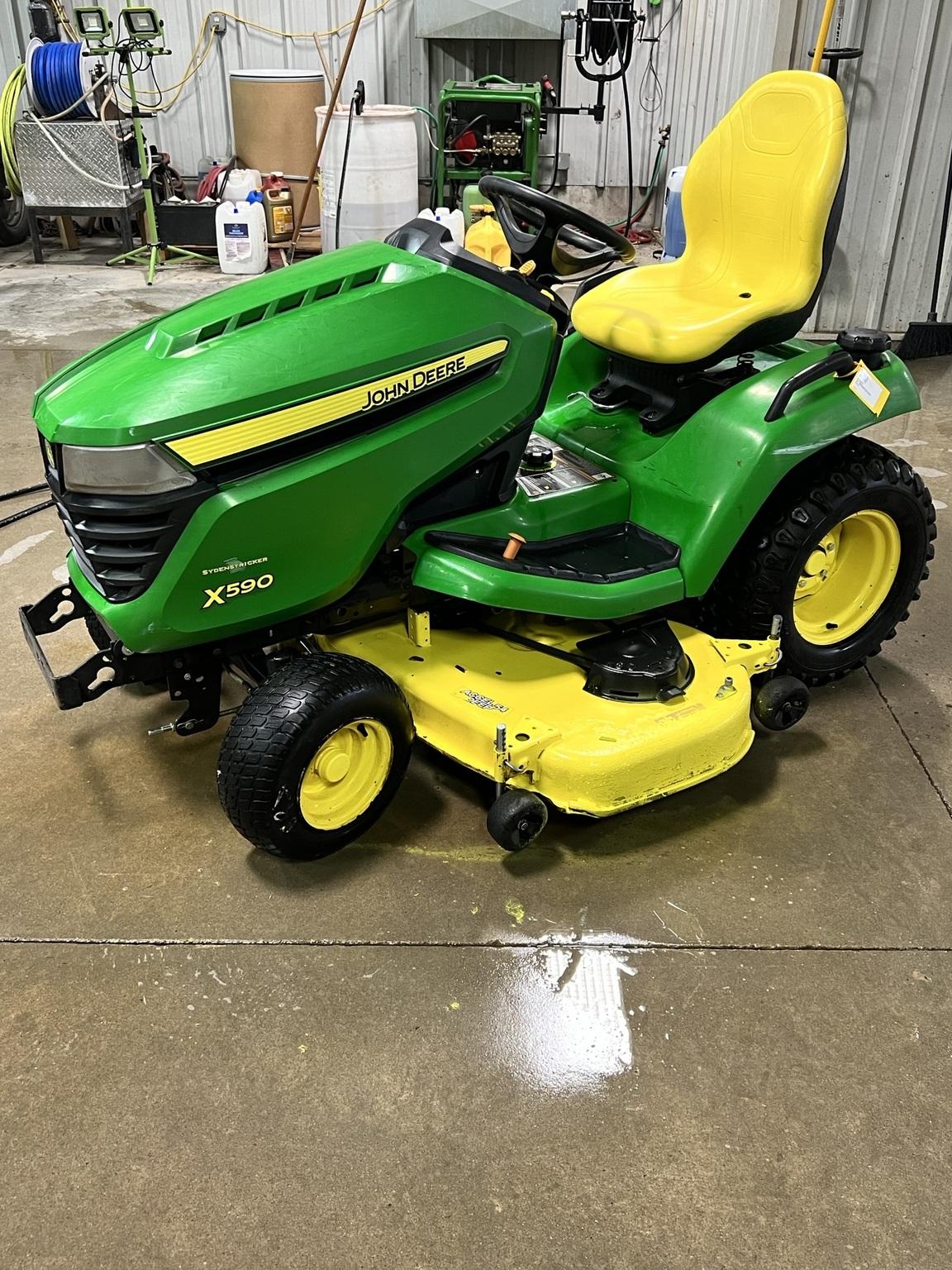 John Deere Mowers for Sale, X590, 54-Inch Deck