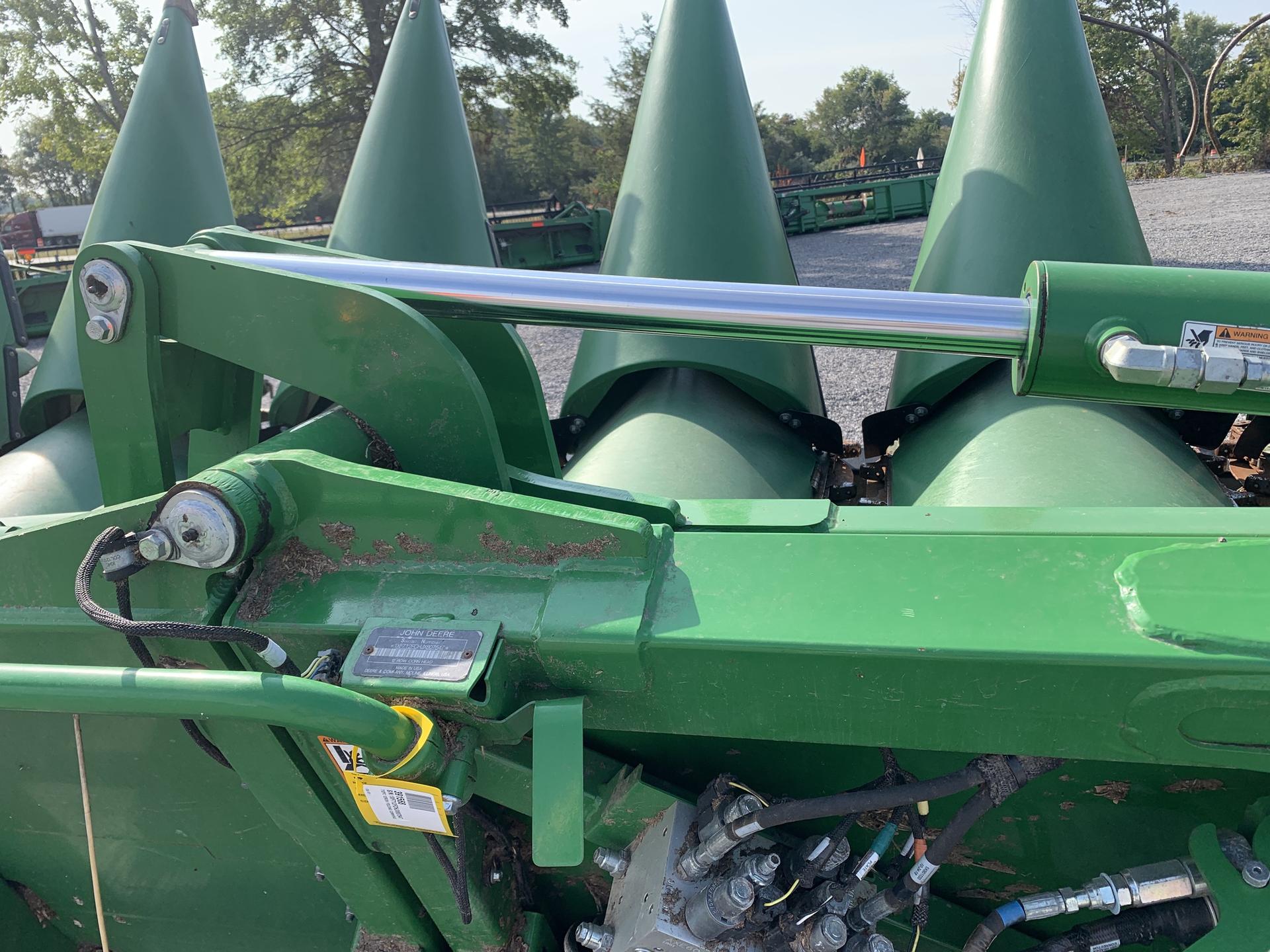 2019 John Deere 712FC