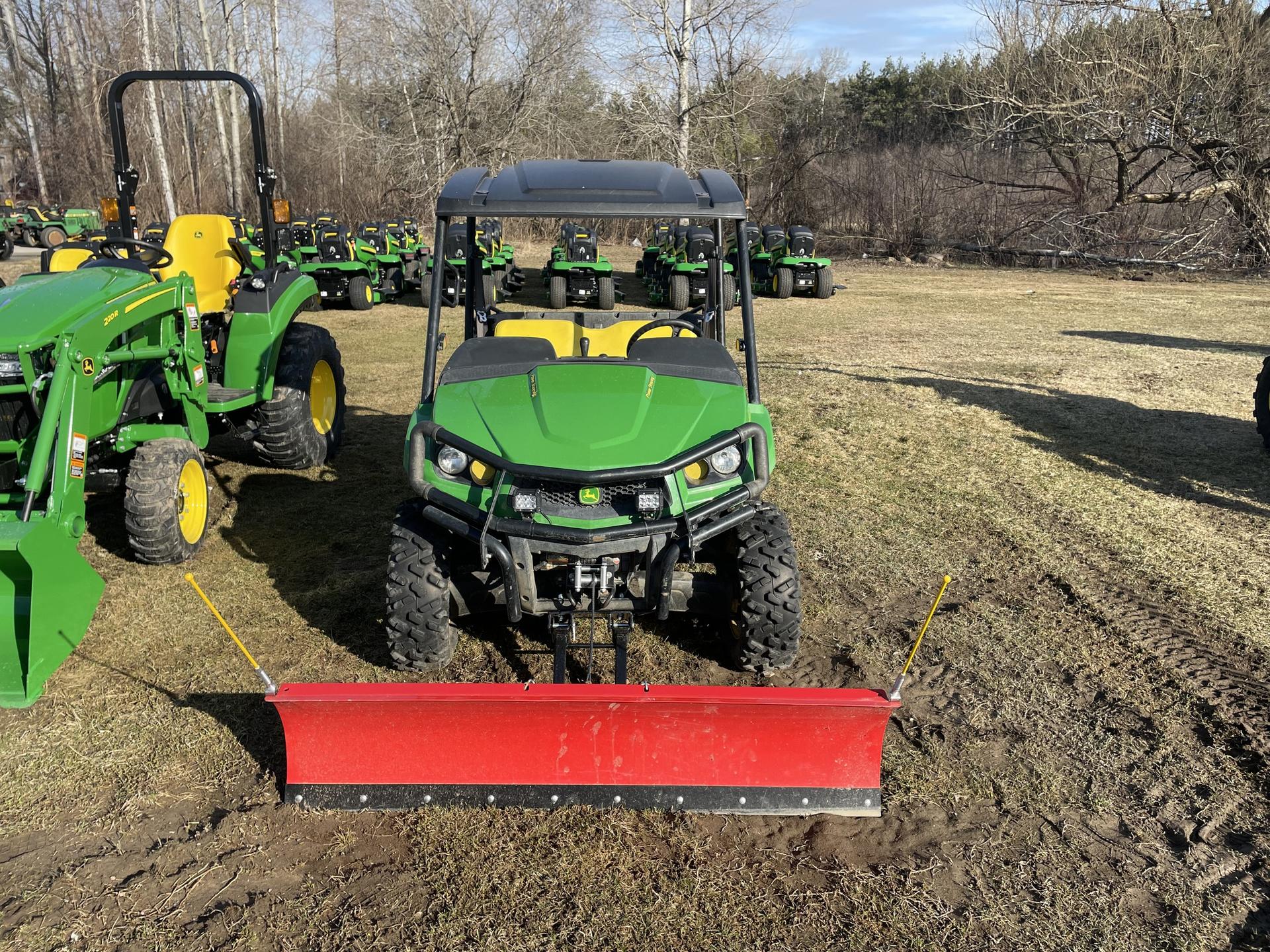 2017 John Deere XUV590I