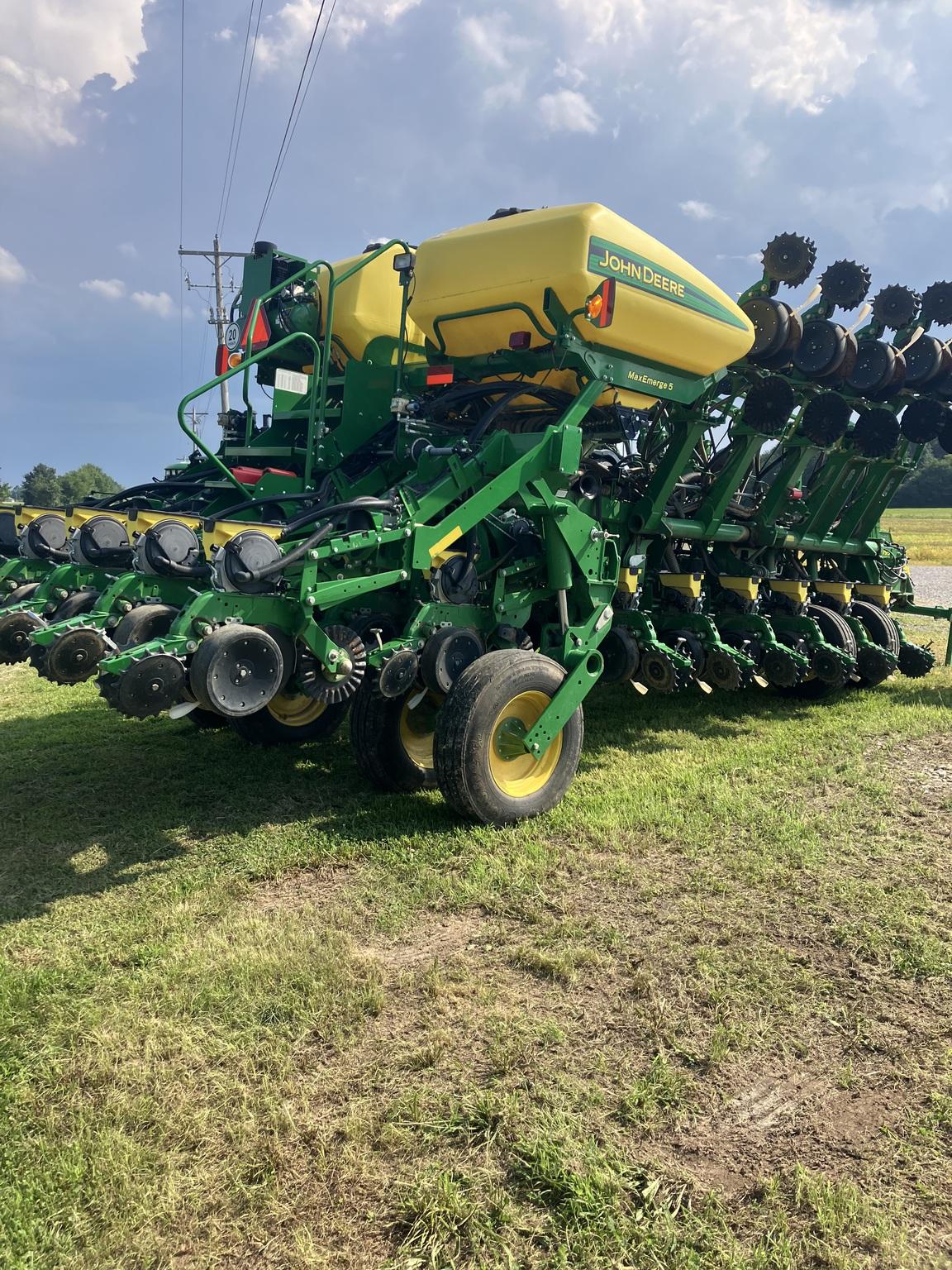 2021 John Deere 1795