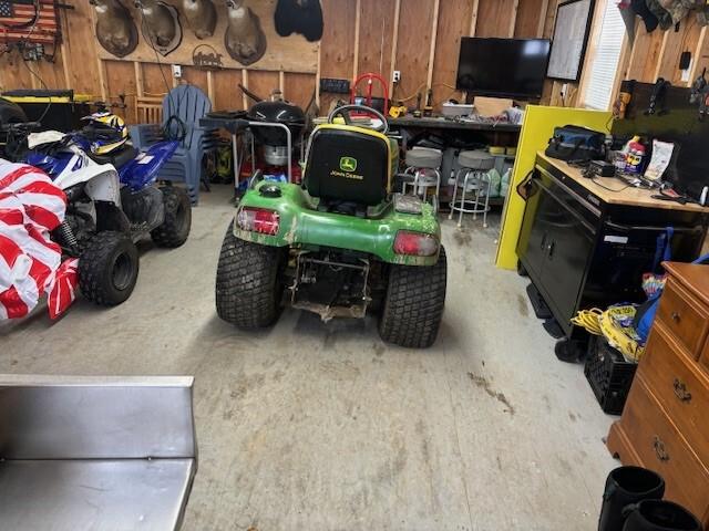 2002 John Deere X465 Image