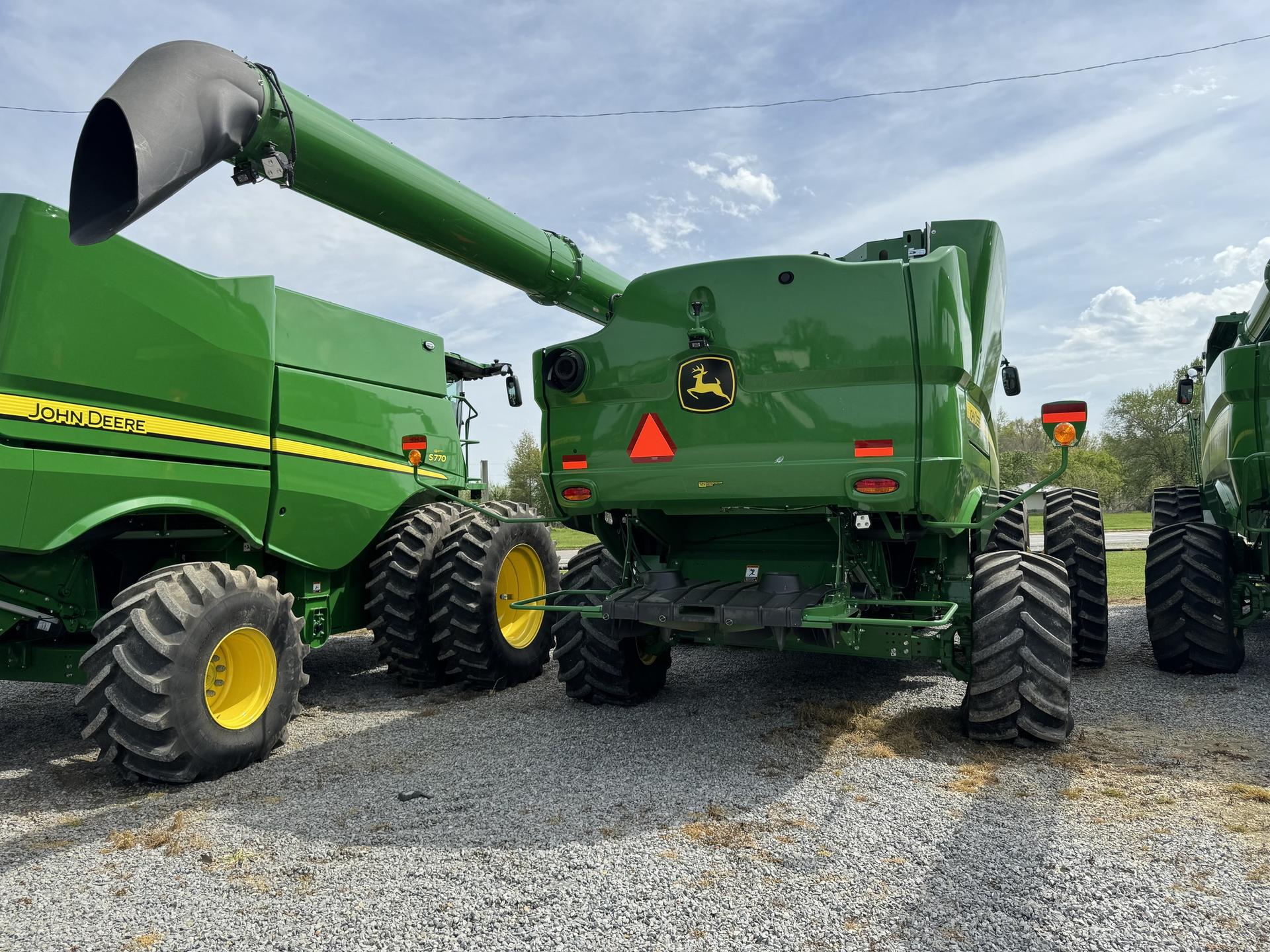 2023 John Deere S770