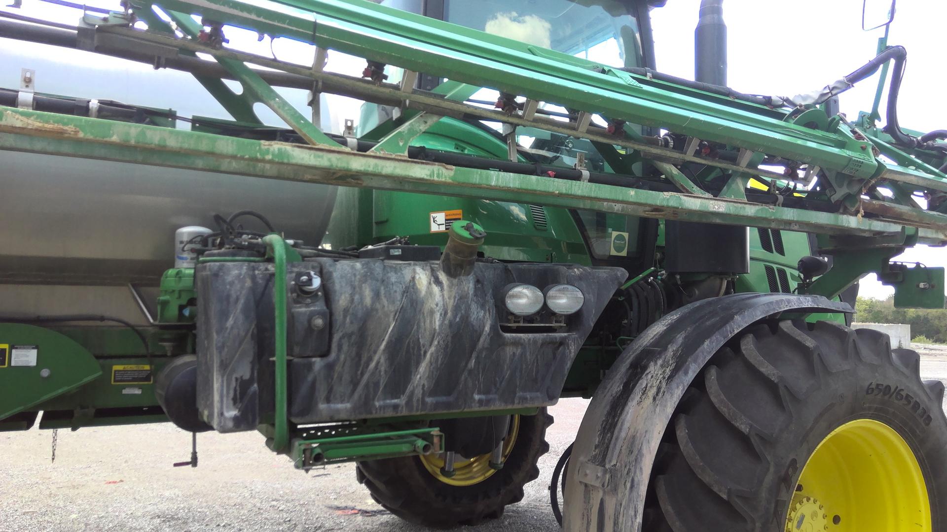 2015 John Deere R4030